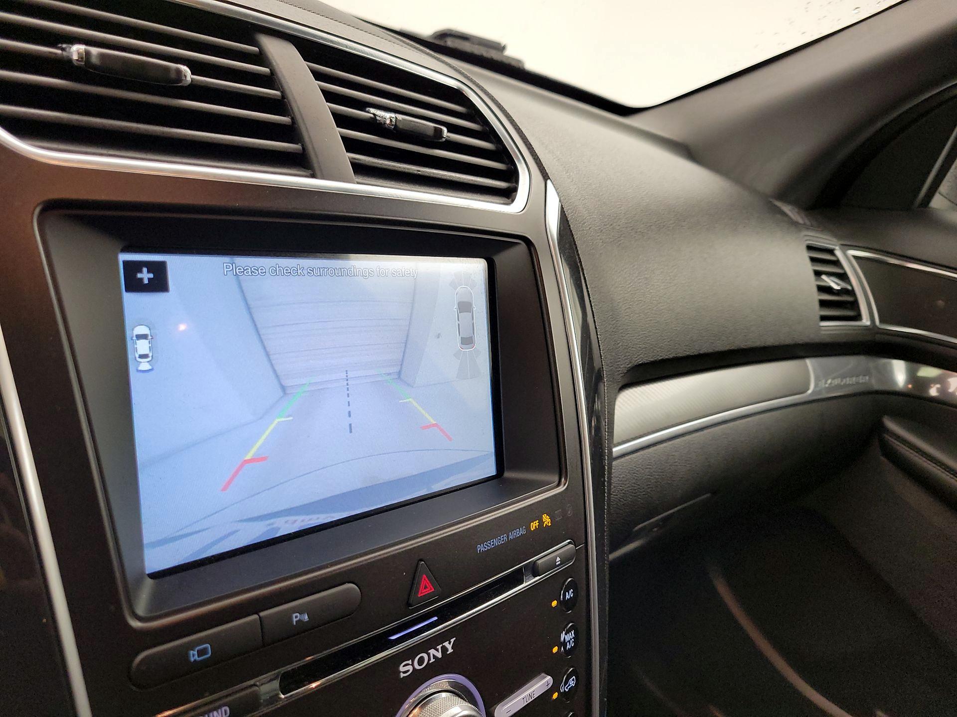 Thumbnail: 2017 Ford Explorer - 14