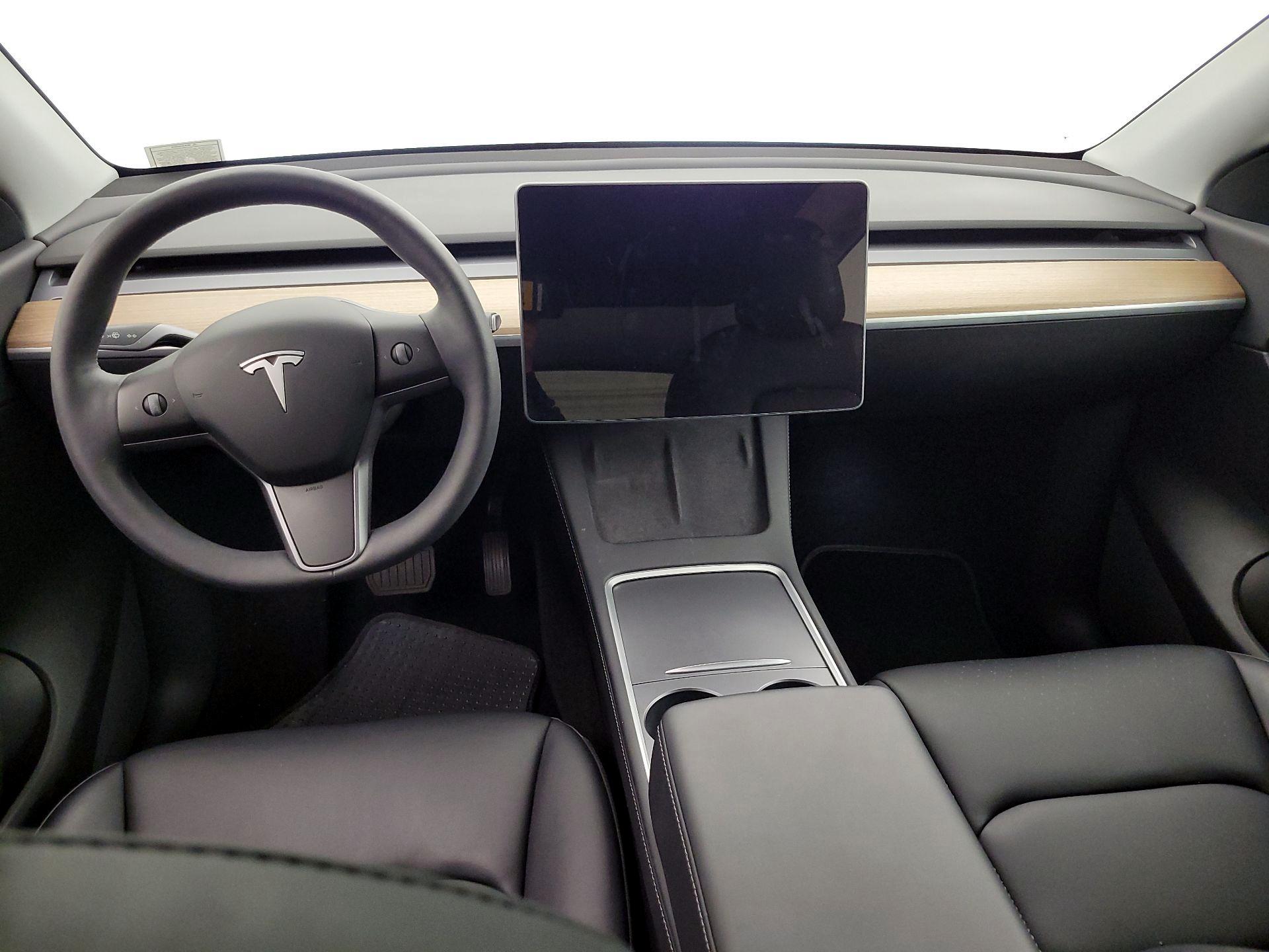 Thumbnail: 2022 Tesla Model Y - 9