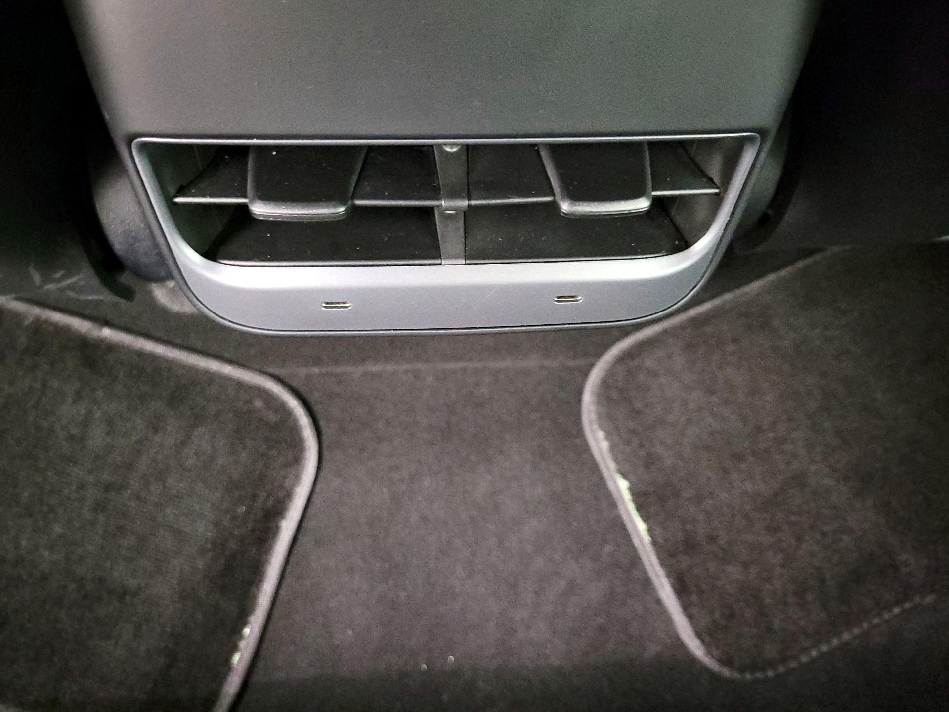 Thumbnail: 2022 Tesla Model Y - 18