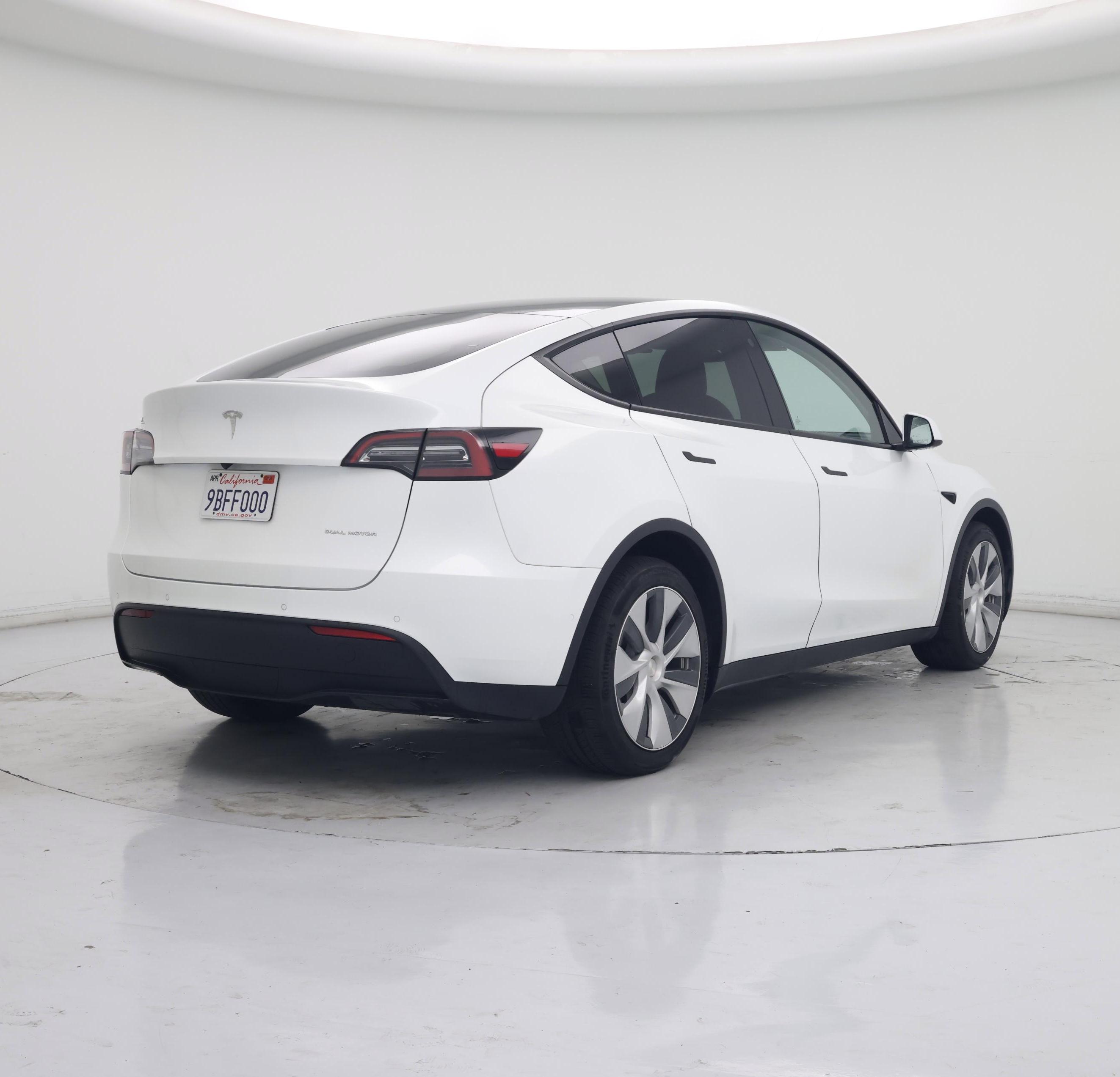 Thumbnail: 2022 Tesla Model Y - 8