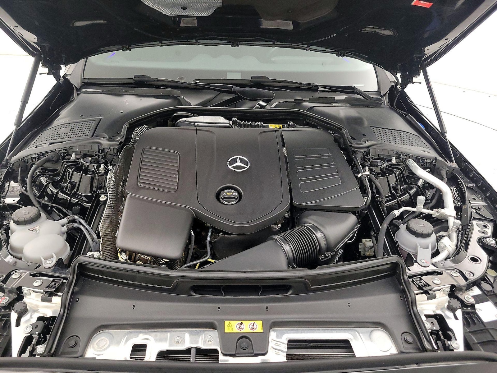2024 Mercedes-Benz C-Class Sedan C 300 - Photo 24