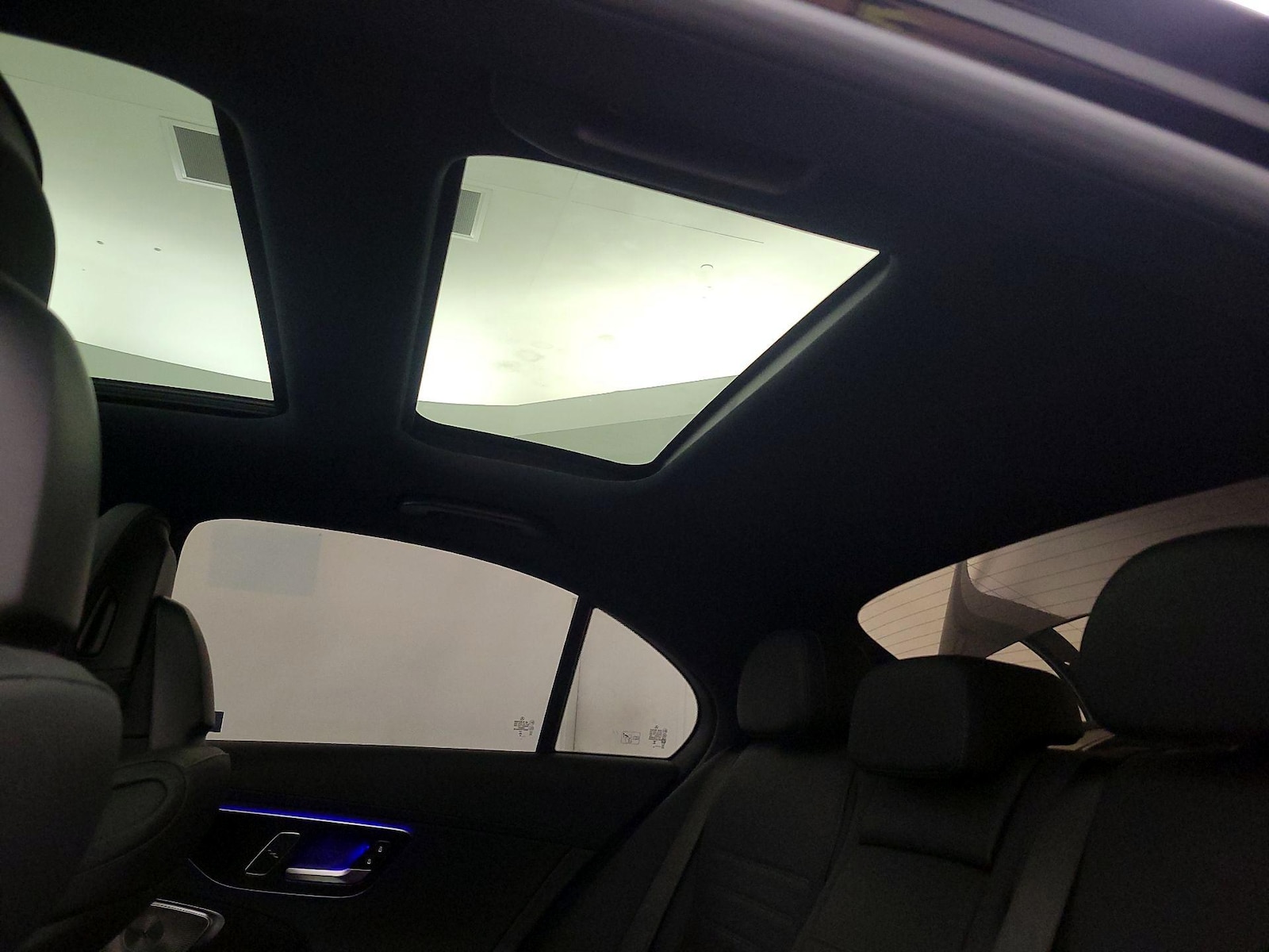 2024 Mercedes-Benz C-Class Sedan C 300 - Photo 25