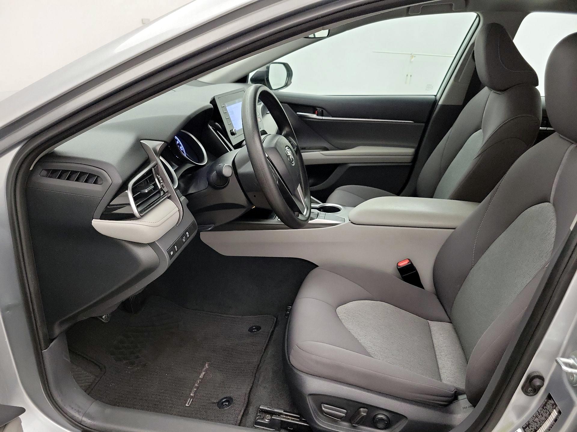 Thumbnail: 2022 Toyota Camry - 11