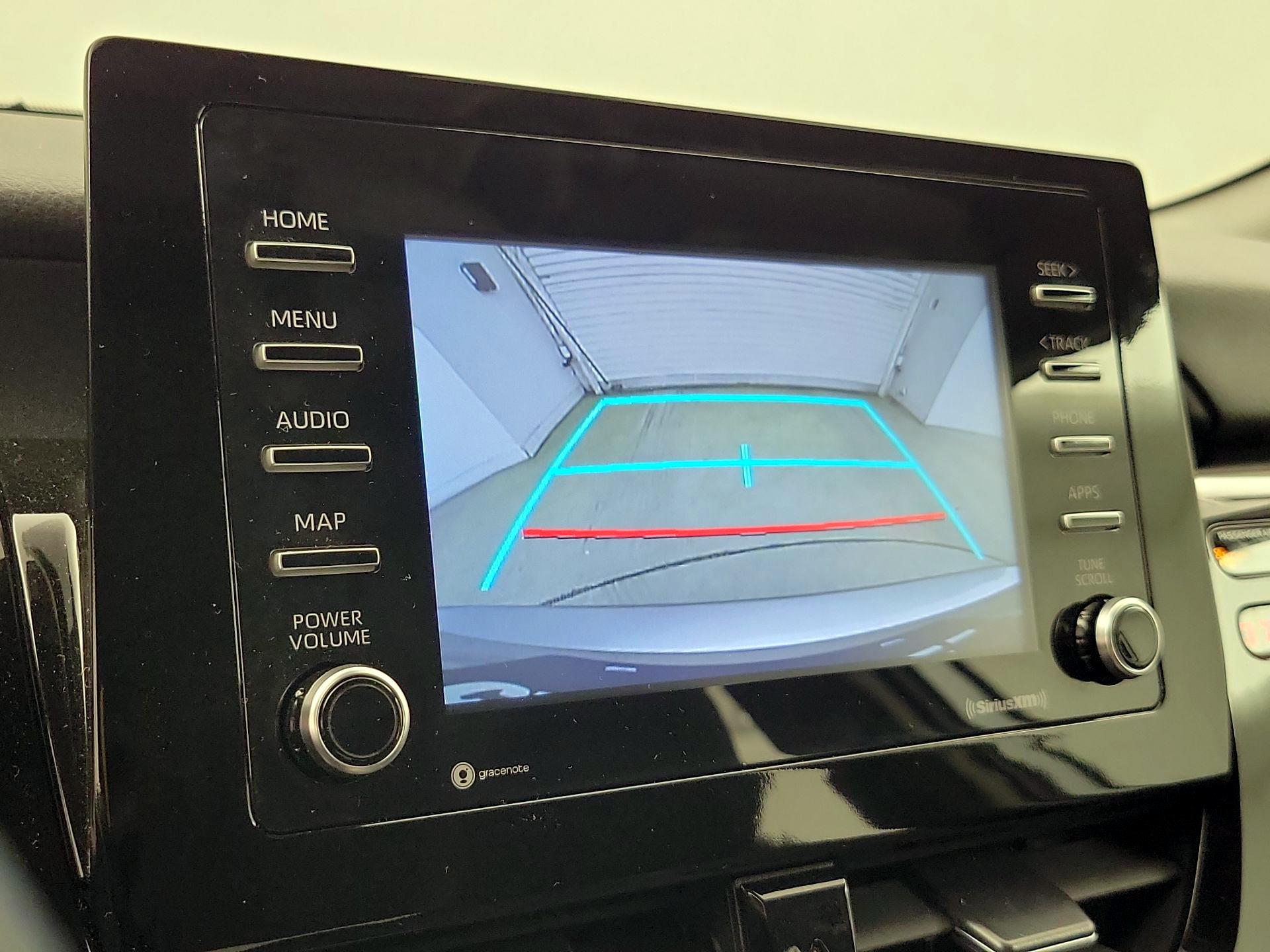 Thumbnail: 2022 Toyota Camry - 14