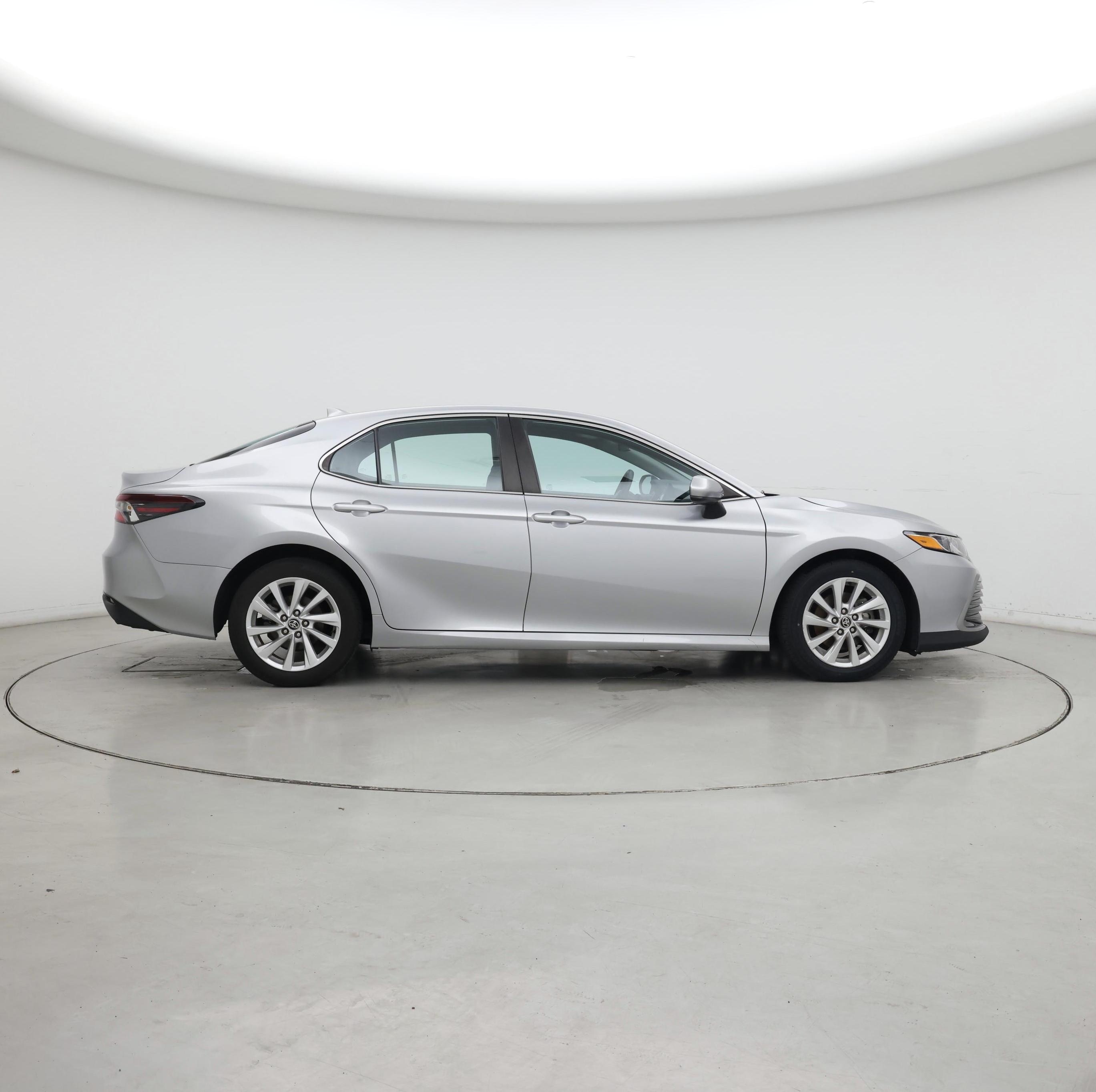 Thumbnail: 2022 Toyota Camry - 7