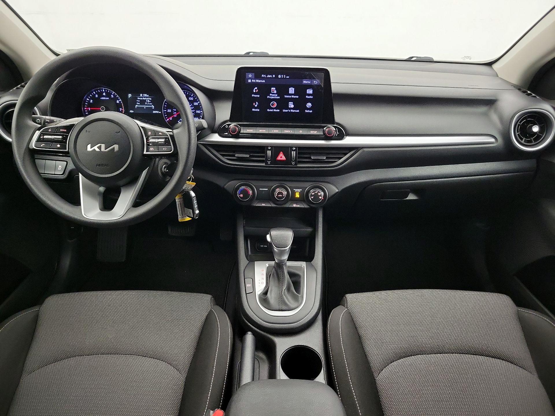 Thumbnail: 2023 Kia Forte - 9