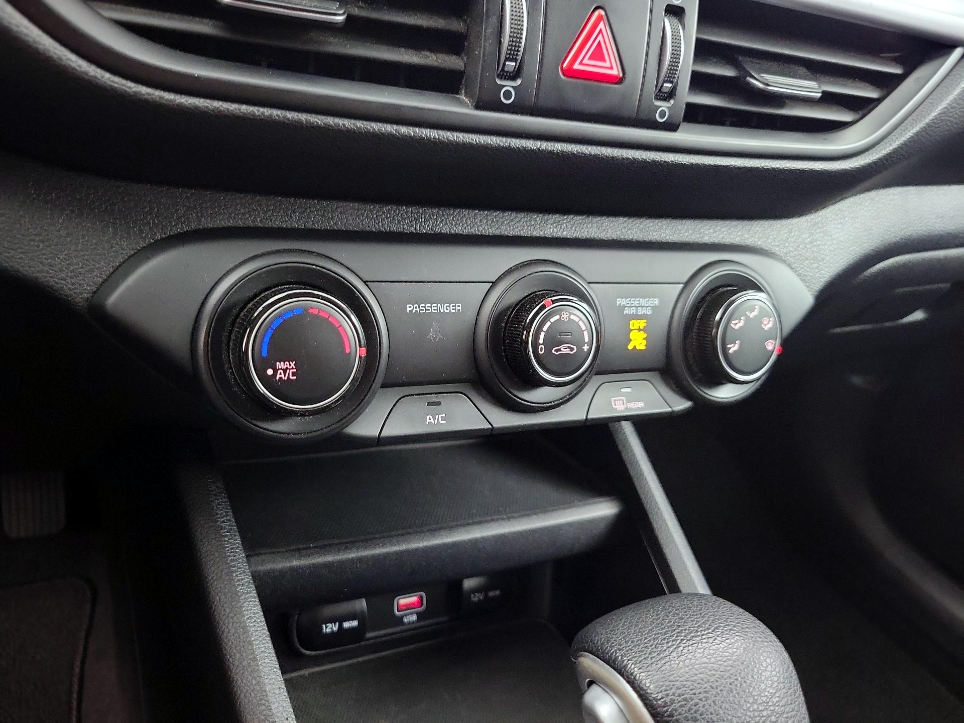 Thumbnail: 2023 Kia Forte - 16