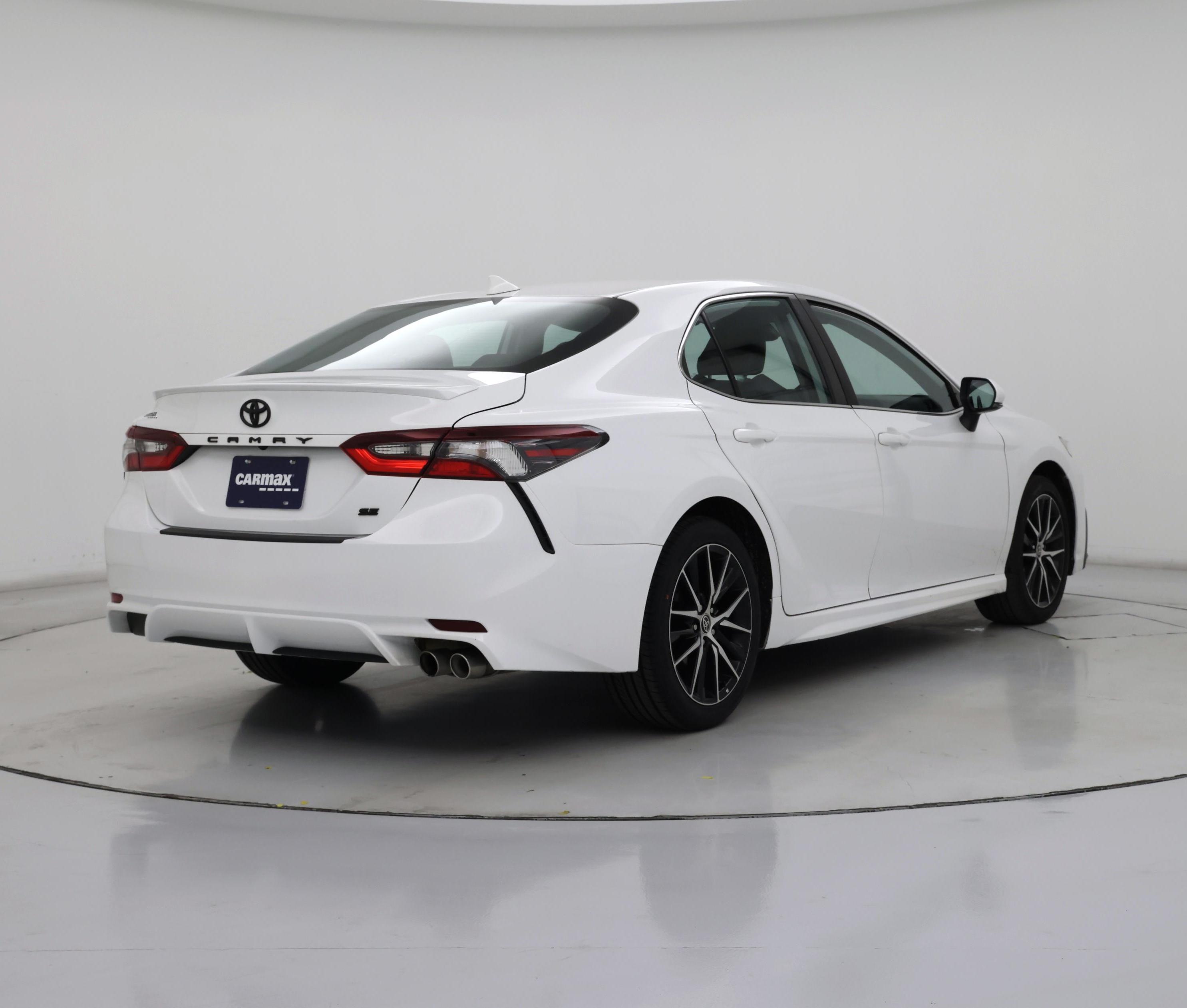 Thumbnail: 2023 Toyota Camry - 8