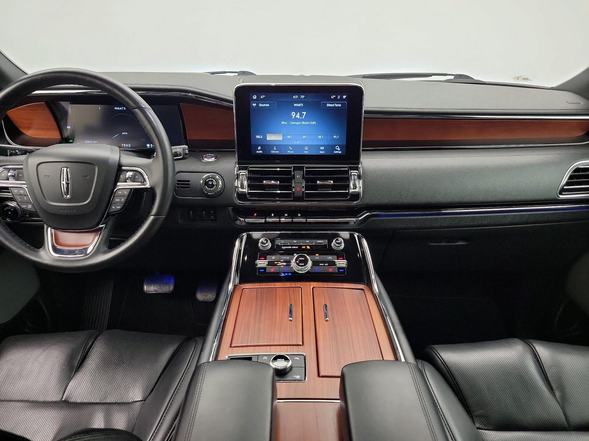 Thumbnail: 2020 Lincoln Navigator - 9