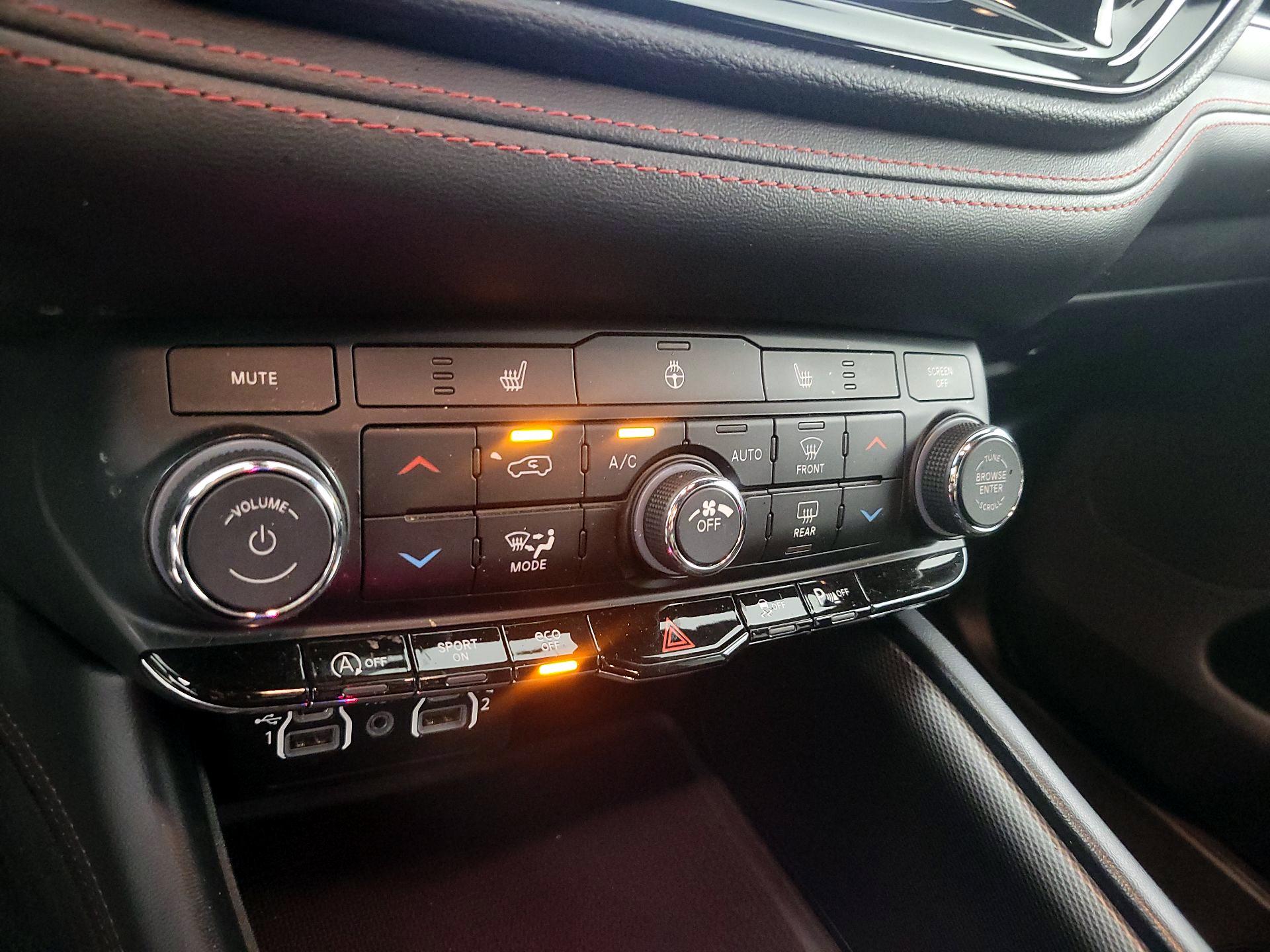 Thumbnail: 2023 Dodge Durango - 16