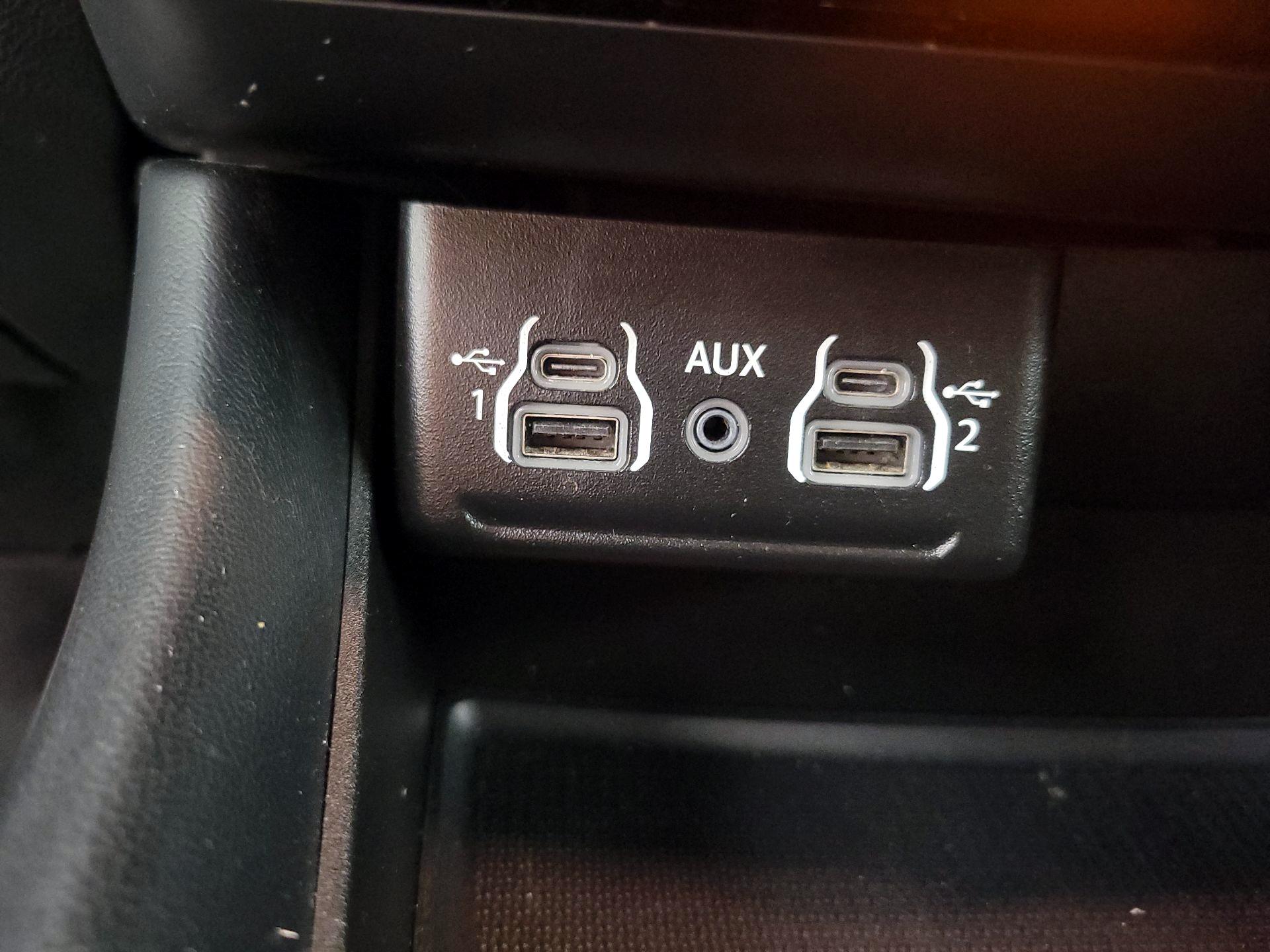 Thumbnail: 2023 Dodge Durango - 18