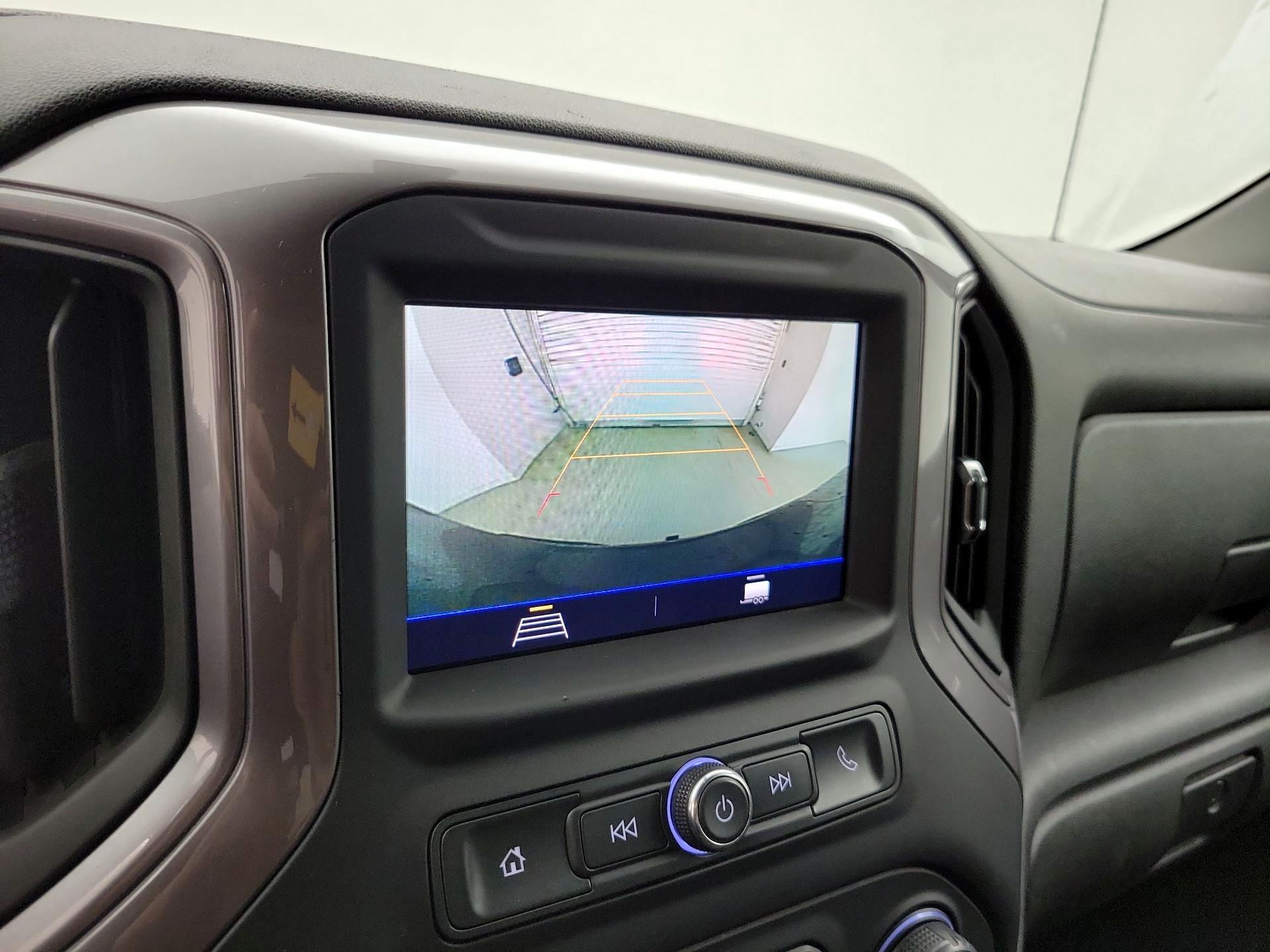 Thumbnail: 2021 Chevrolet Silverado 1500 - 14