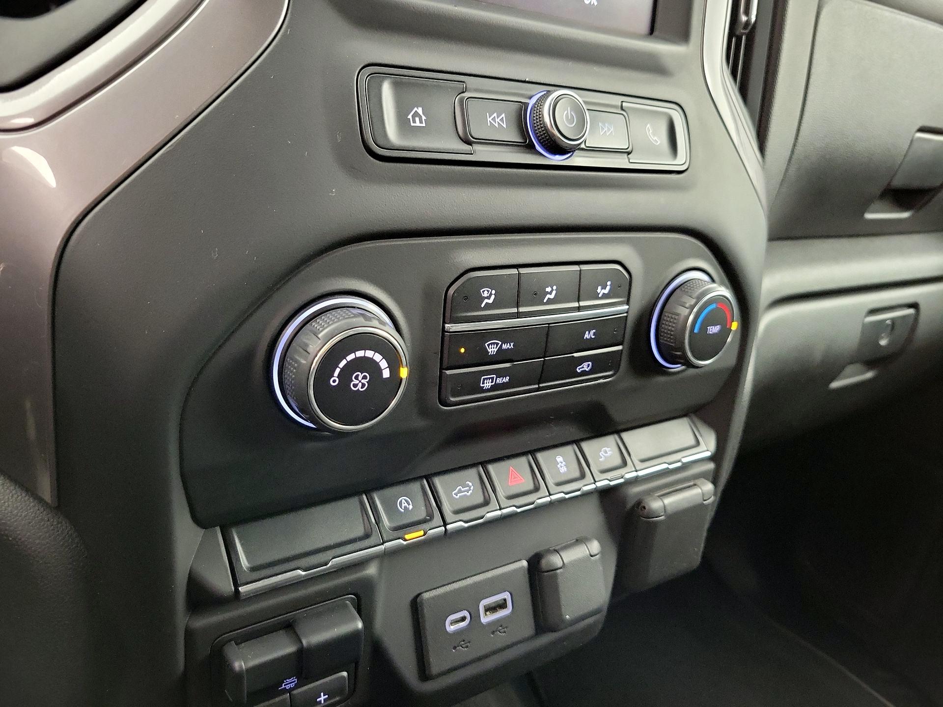 Thumbnail: 2021 Chevrolet Silverado 1500 - 16