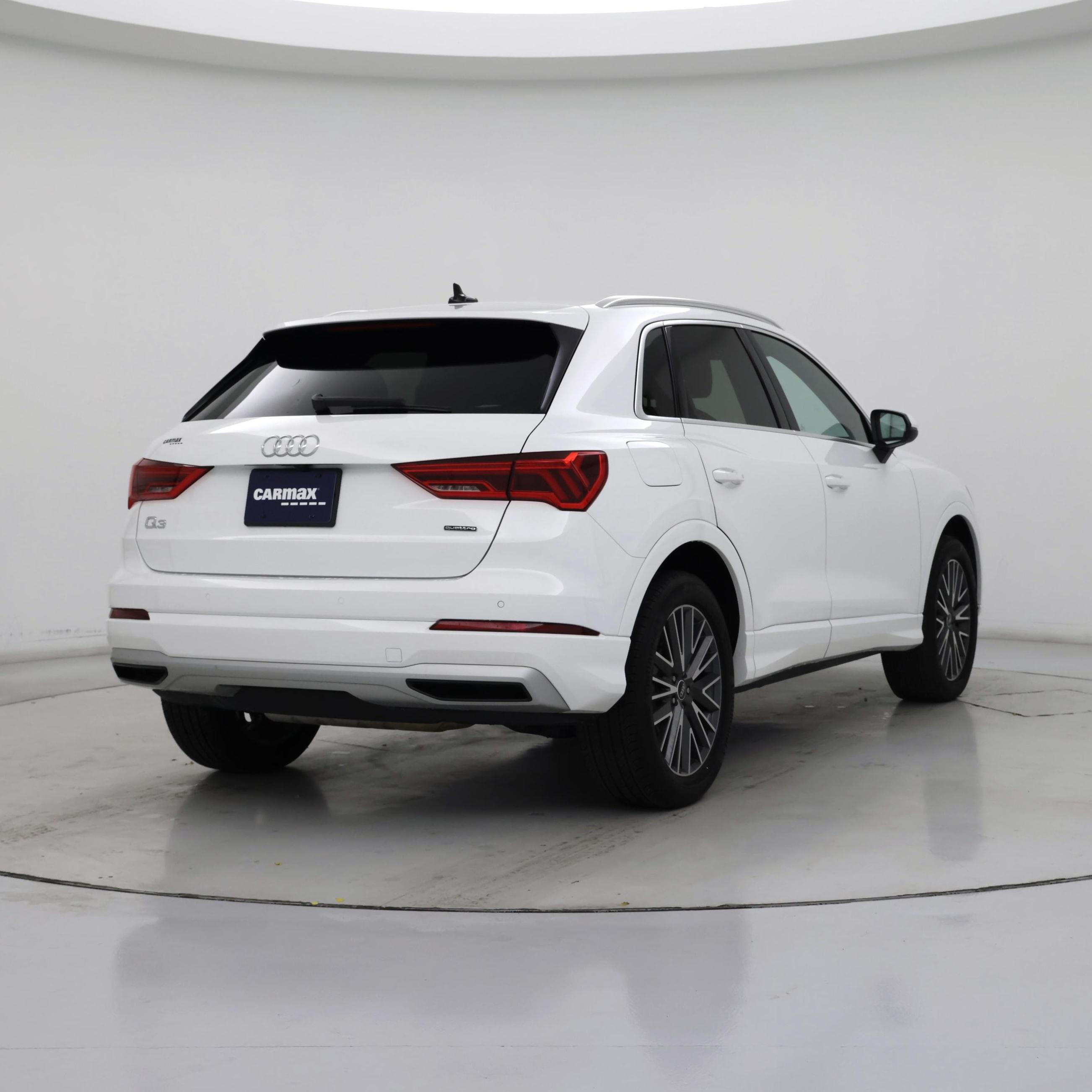 Thumbnail: 2021 Audi Q3 - 8