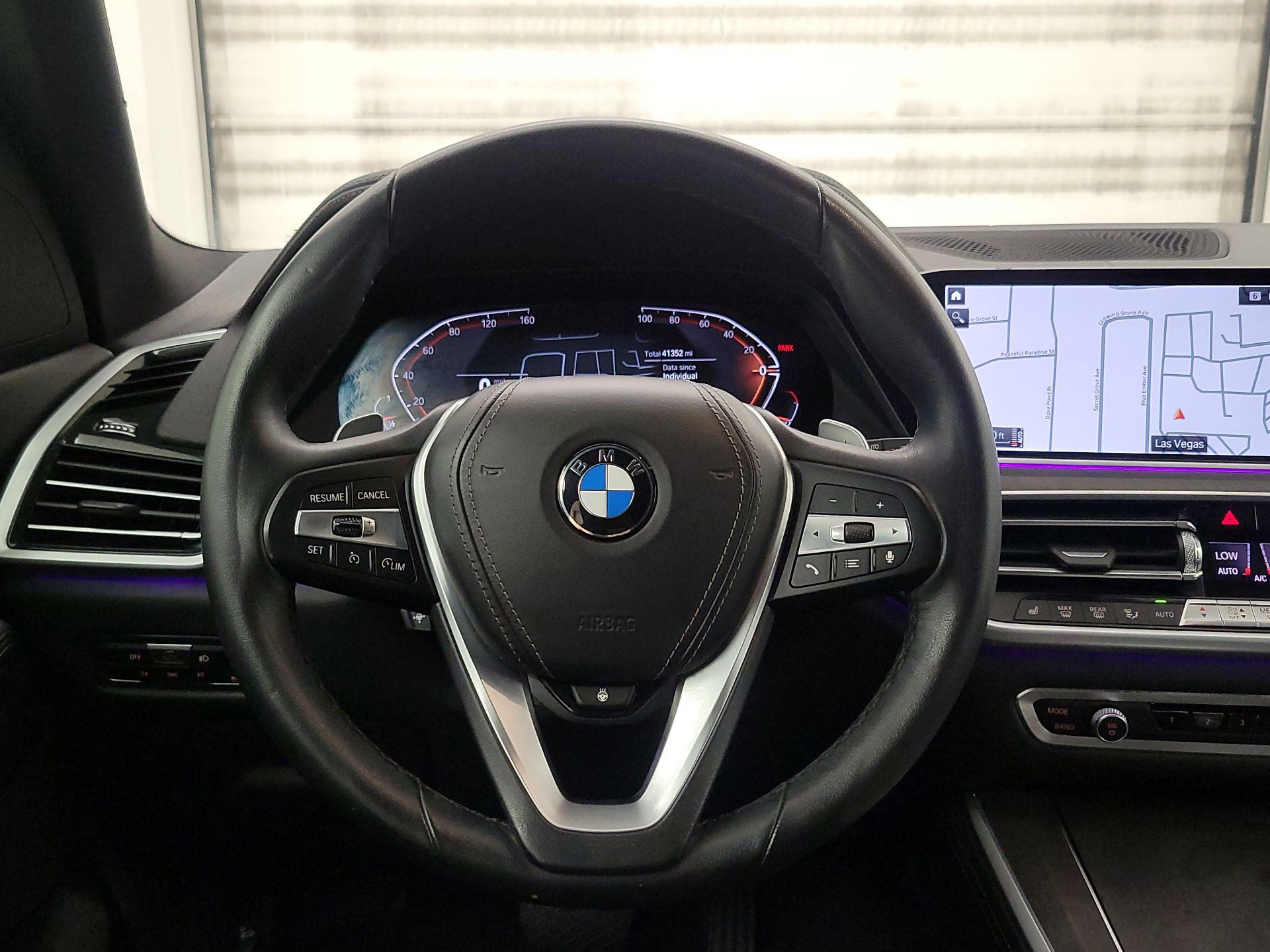 Thumbnail: 2022 BMW X5 - 10