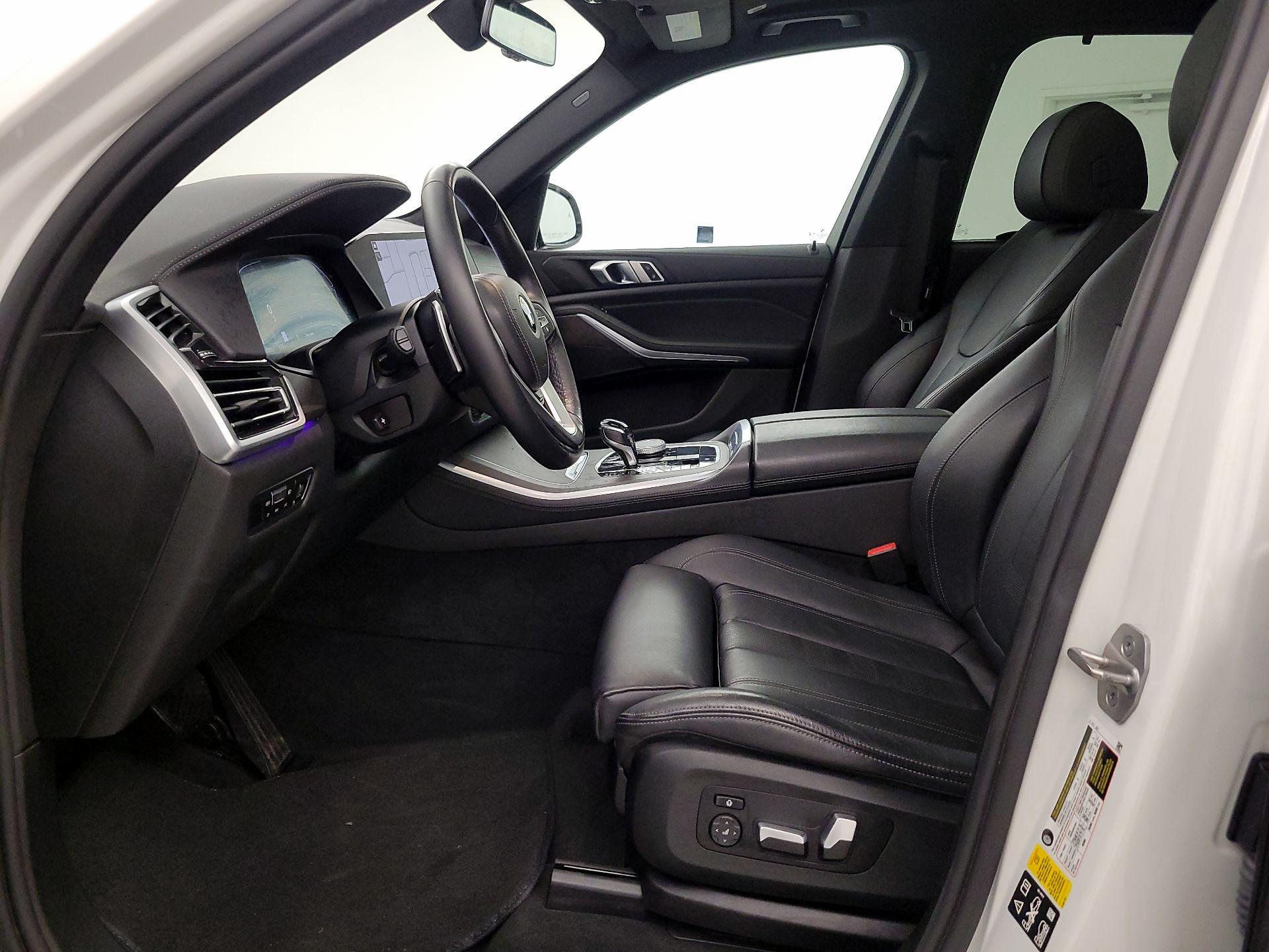 Thumbnail: 2022 BMW X5 - 11