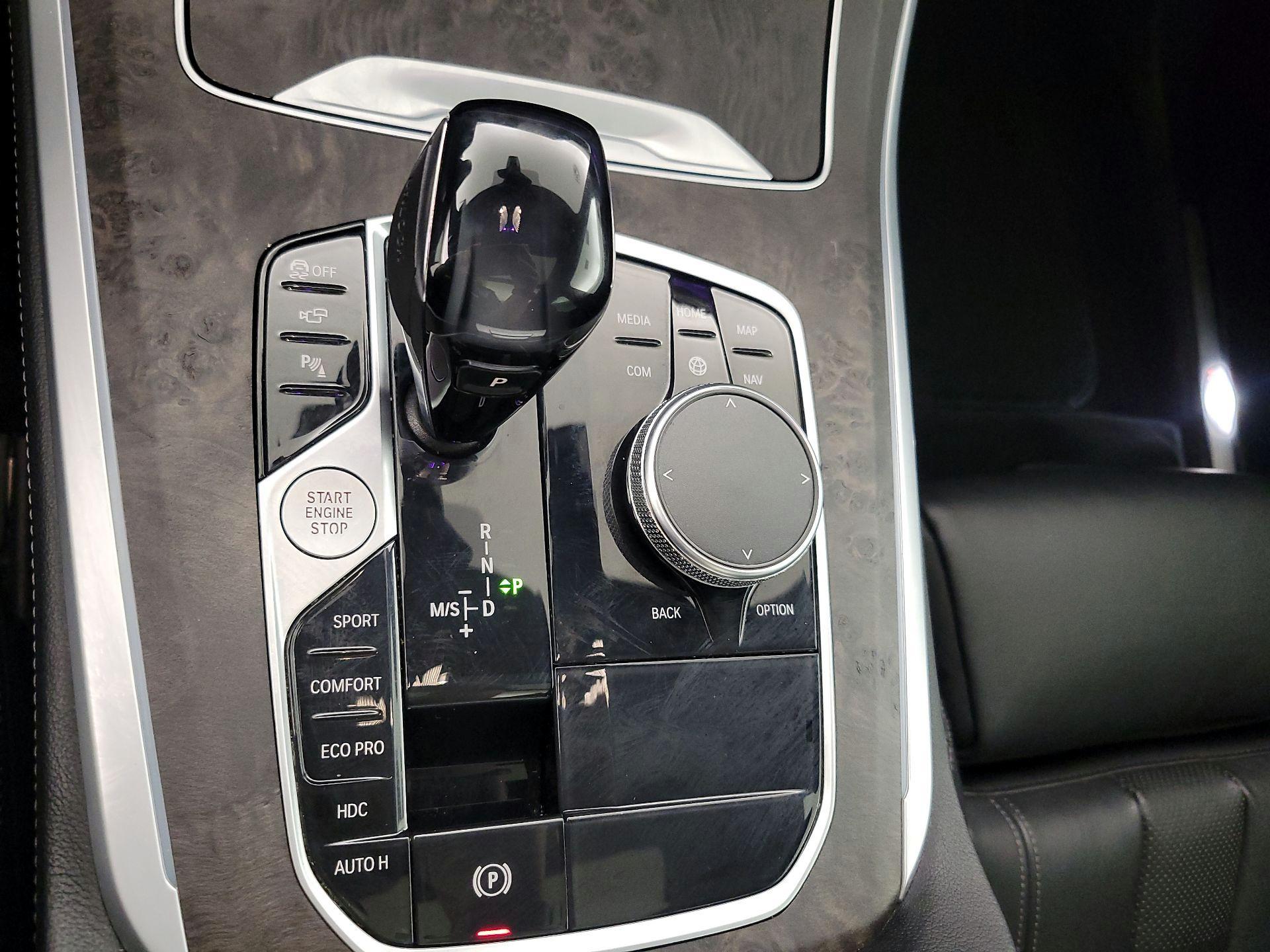 Thumbnail: 2022 BMW X5 - 18