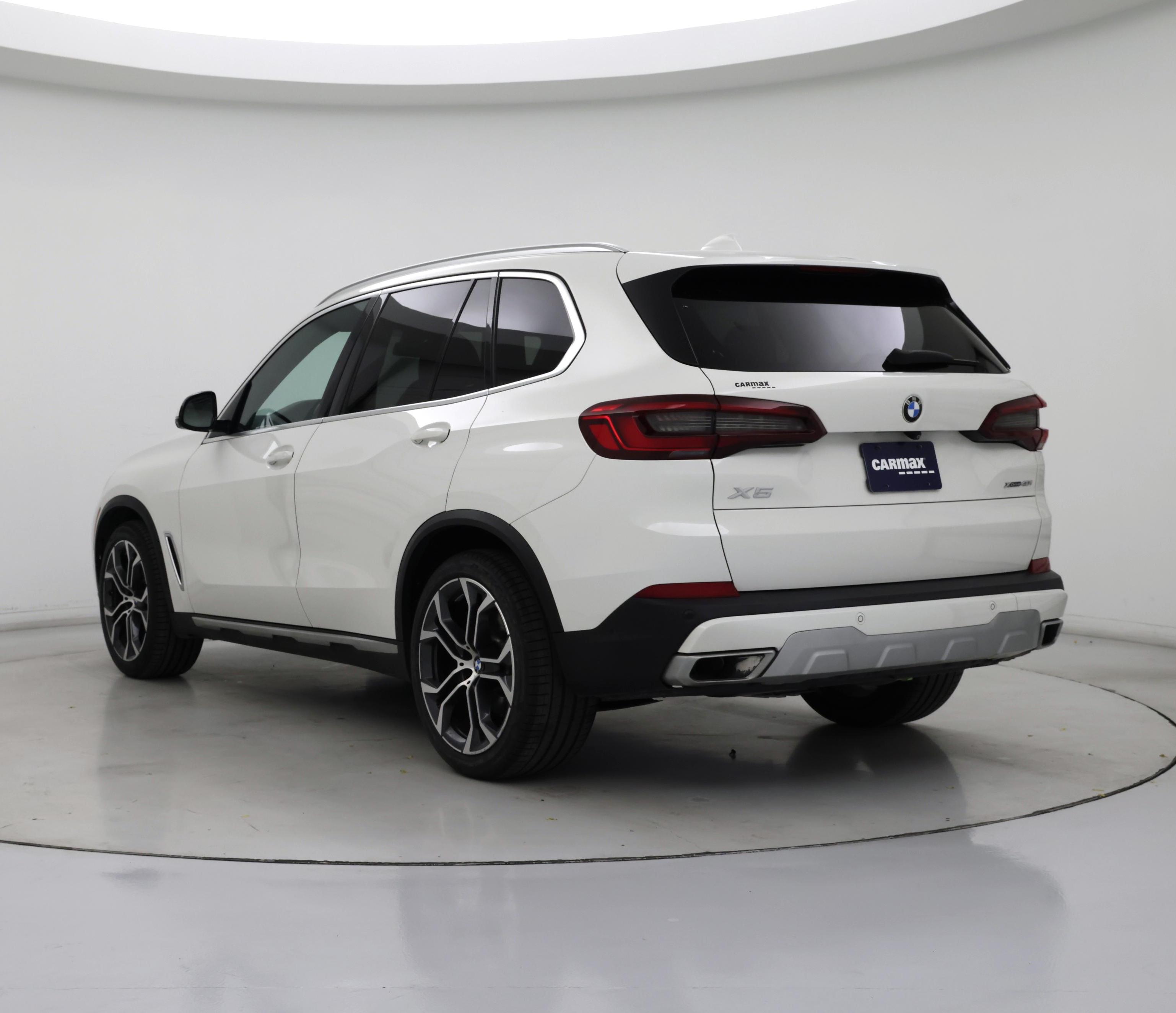Thumbnail: 2022 BMW X5 - 2