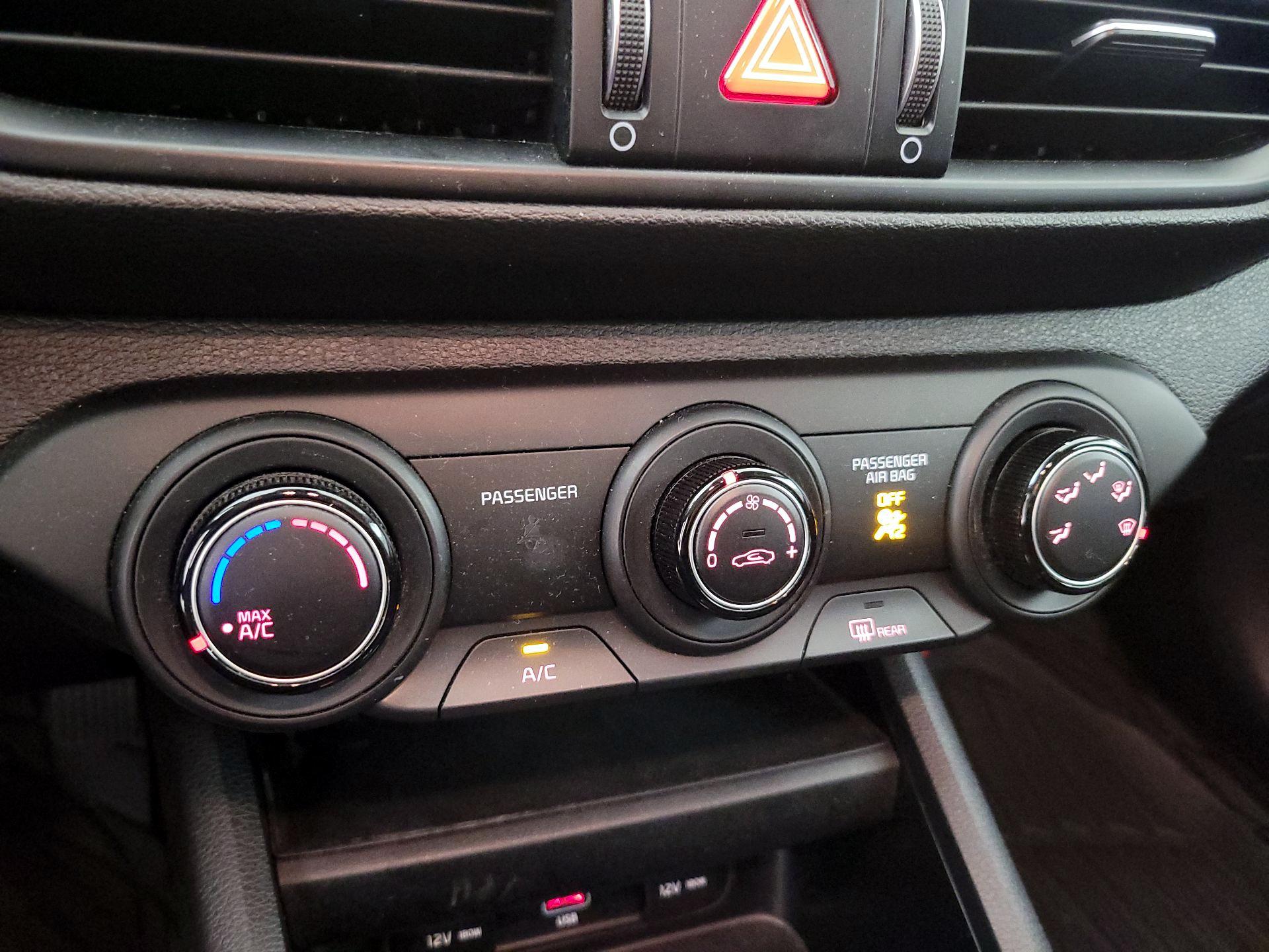 Thumbnail: 2023 Kia Forte - 16