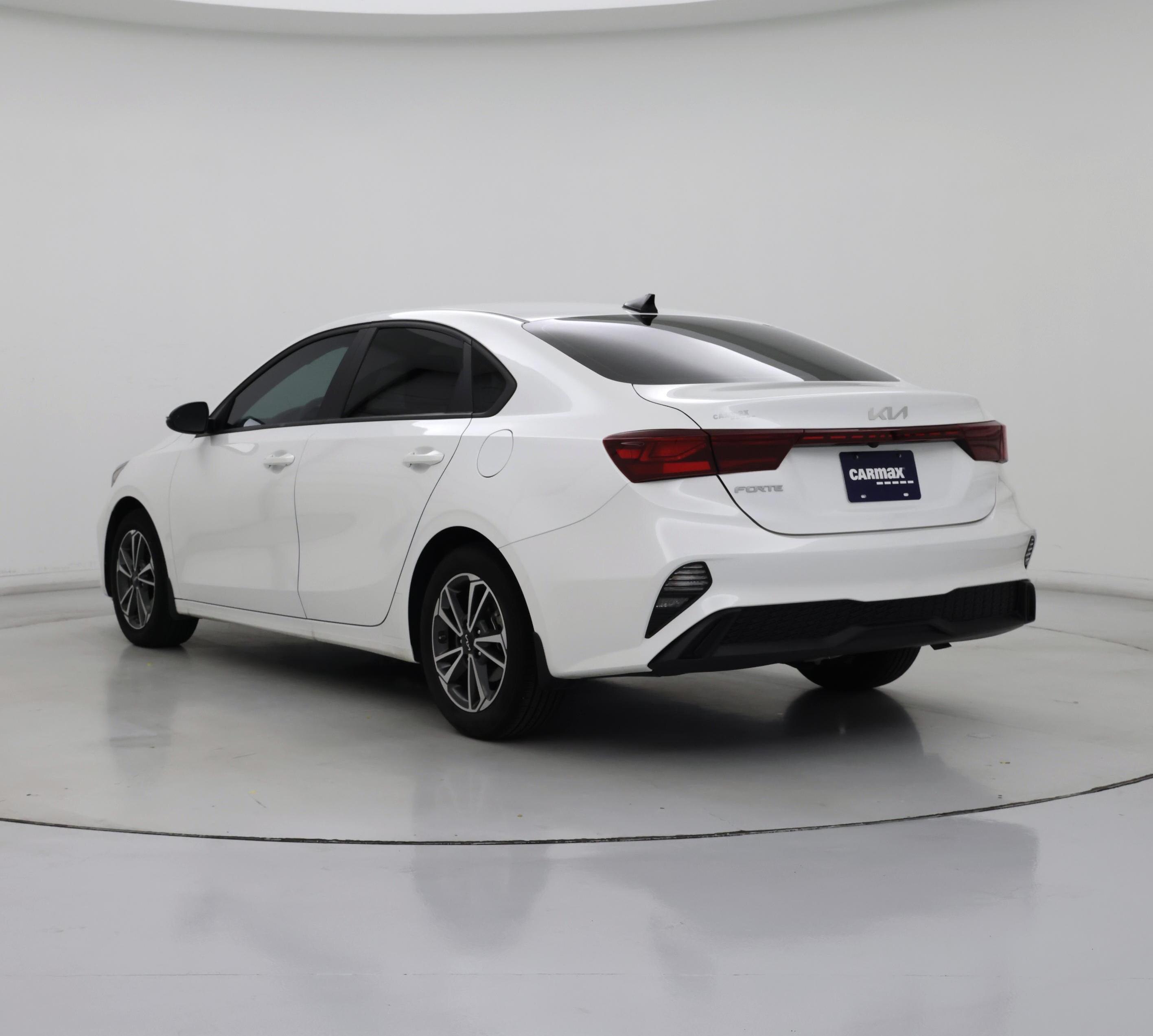 Thumbnail: 2023 Kia Forte - 2