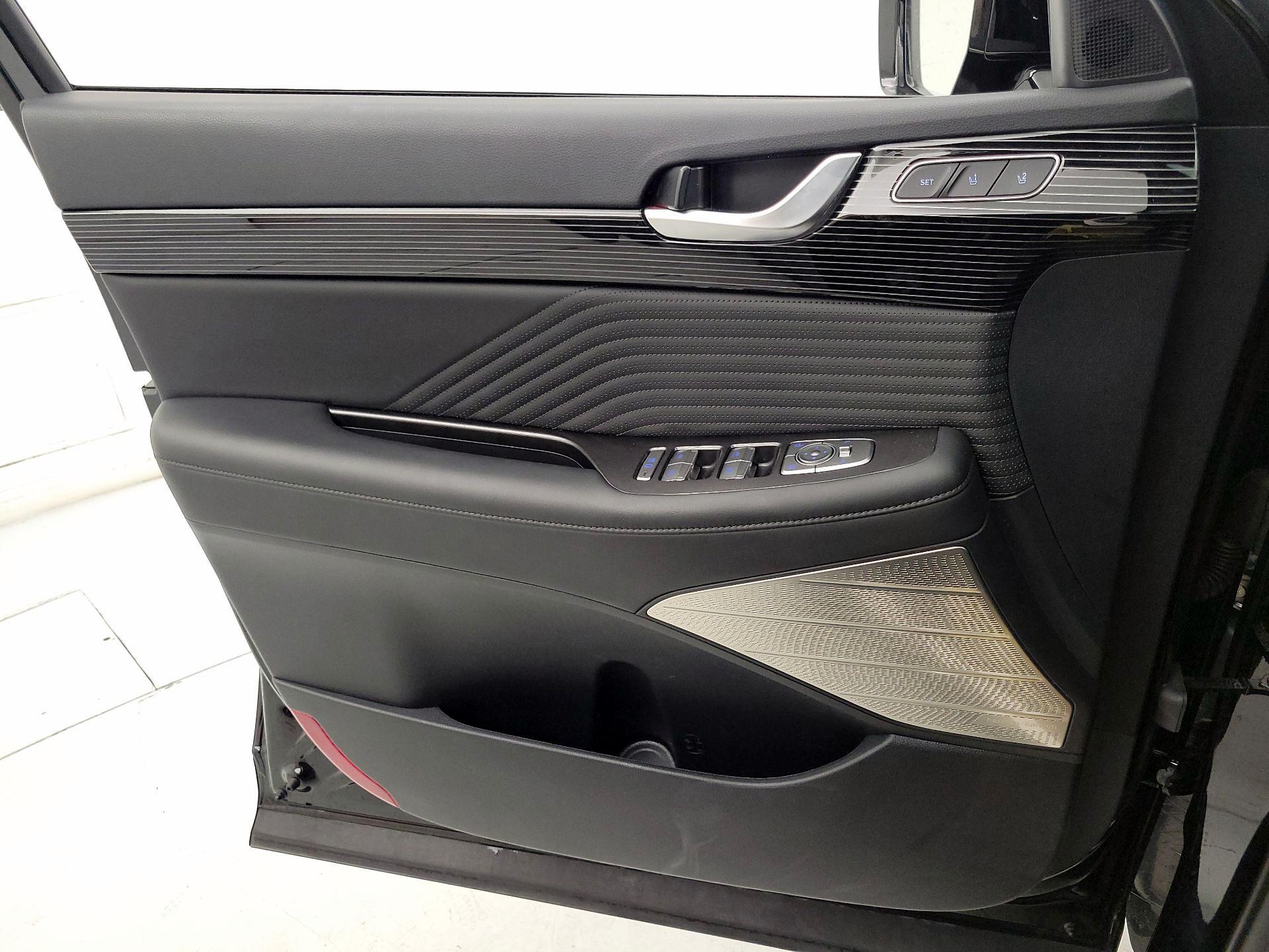 Thumbnail: 2025 Hyundai Palisade - 12