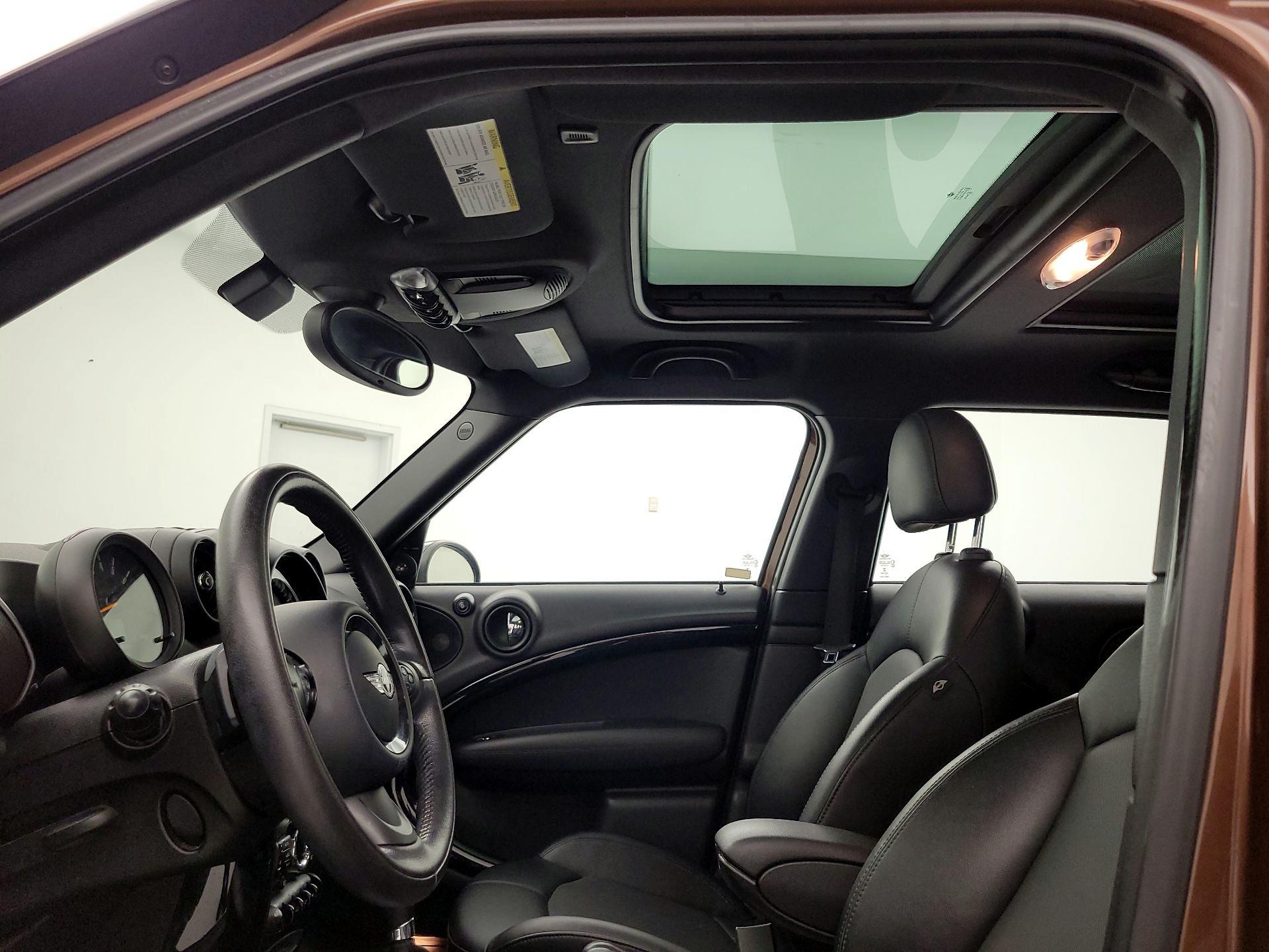 Thumbnail: 2015 MINI Cooper Countryman - 17