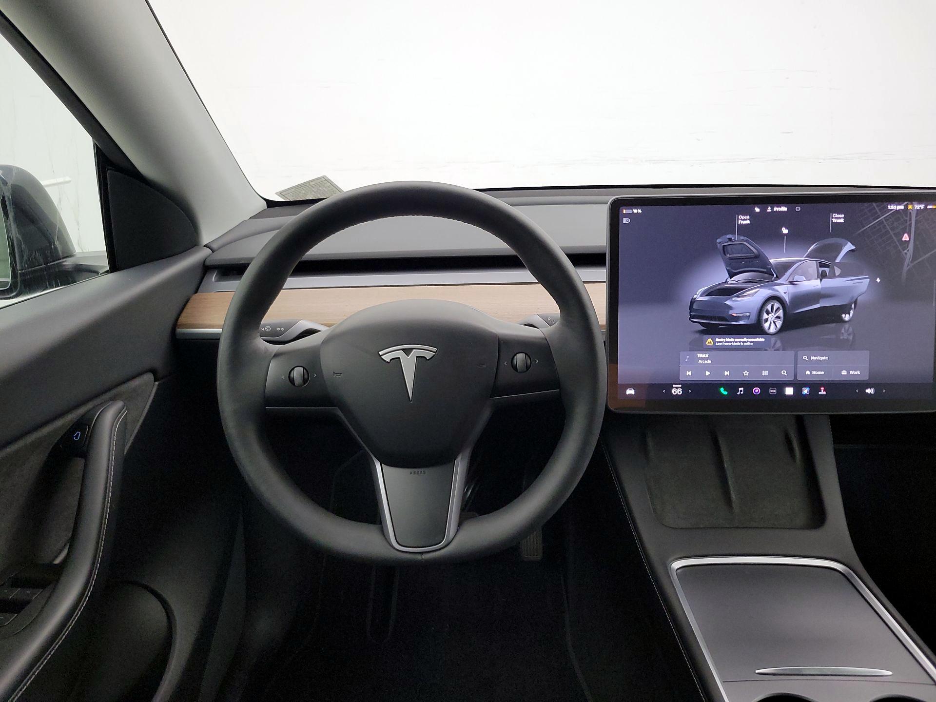 Thumbnail: 2022 Tesla Model Y - 10