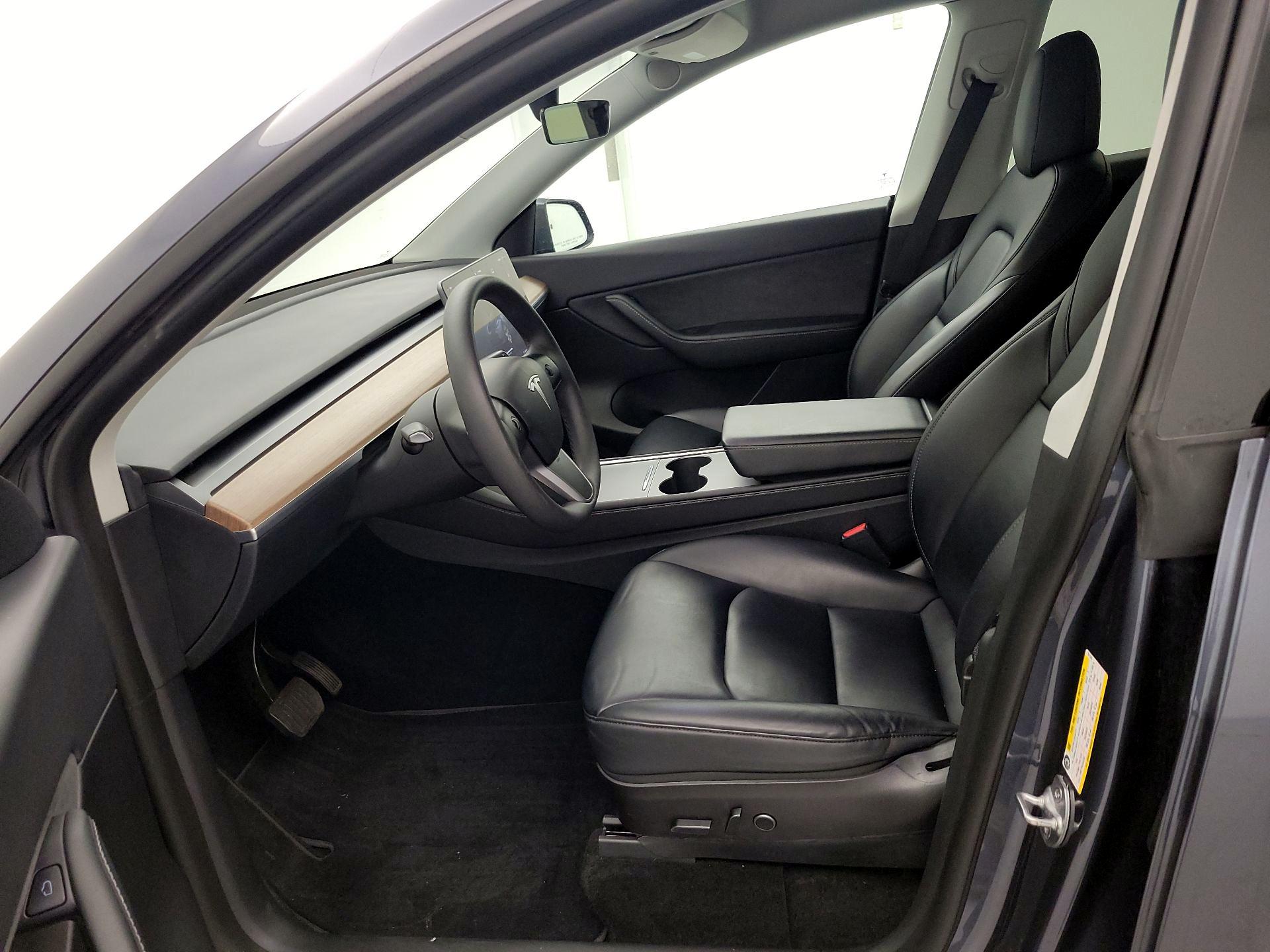 Thumbnail: 2022 Tesla Model Y - 11