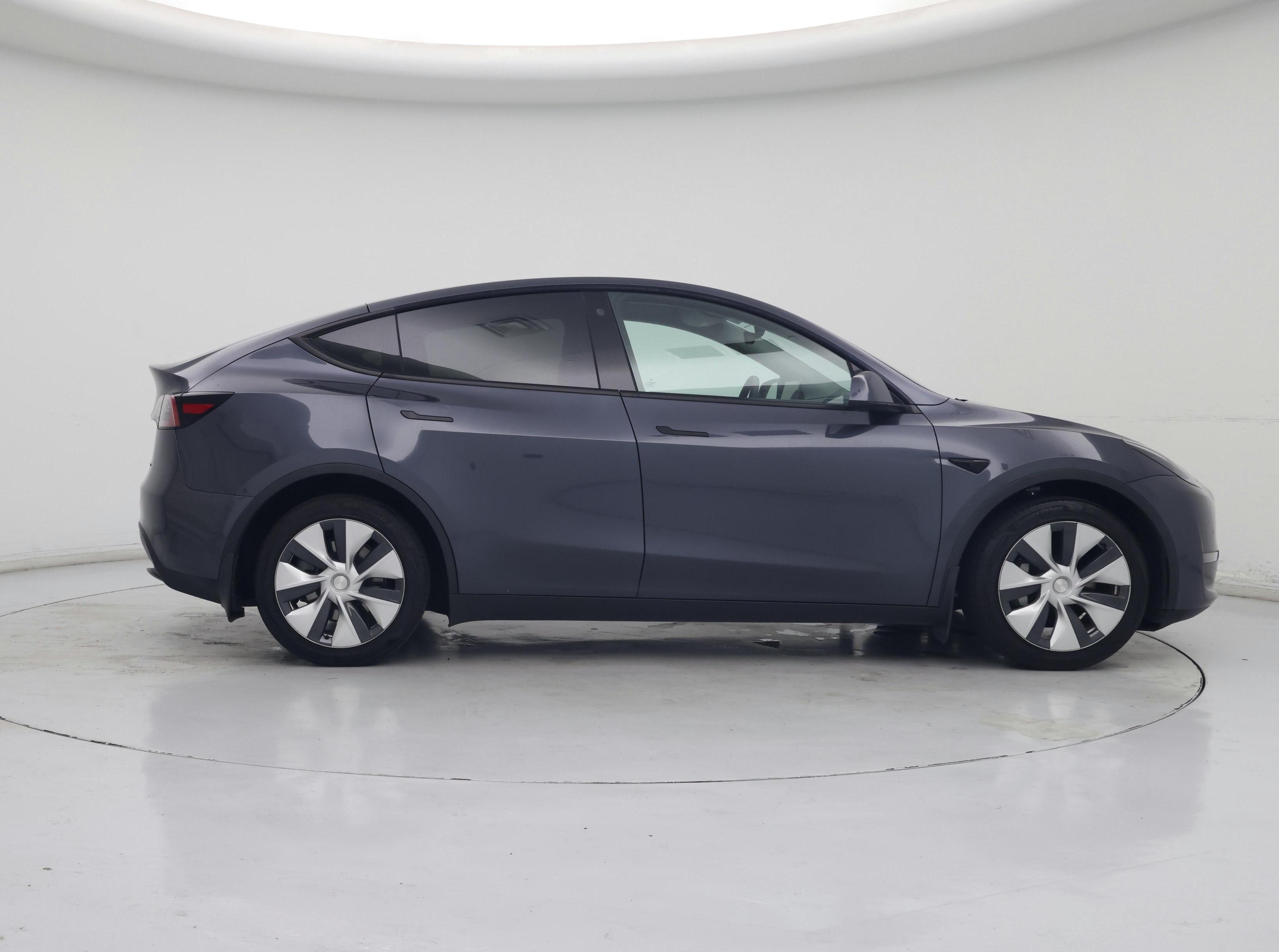 Thumbnail: 2022 Tesla Model Y - 7