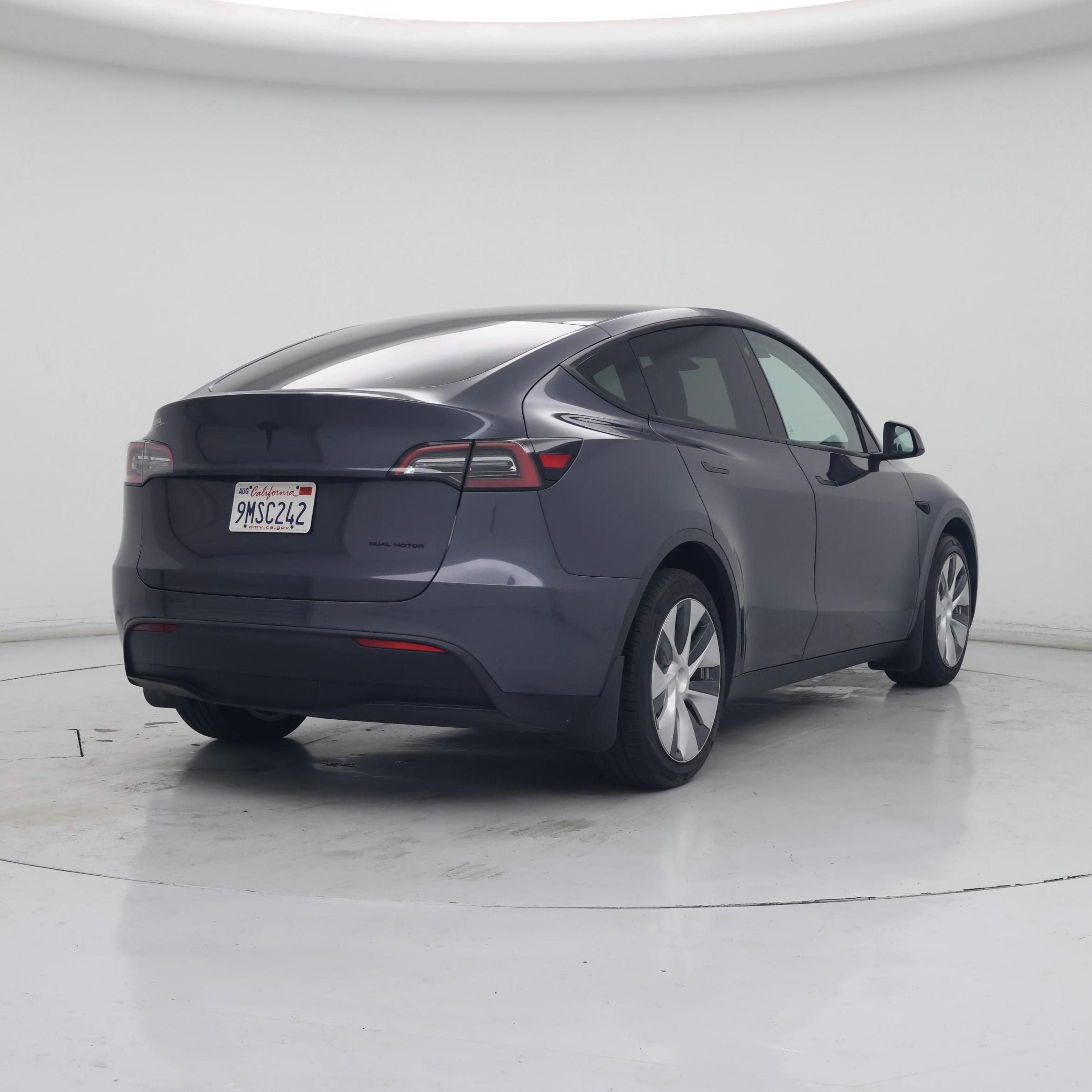 Thumbnail: 2022 Tesla Model Y - 8