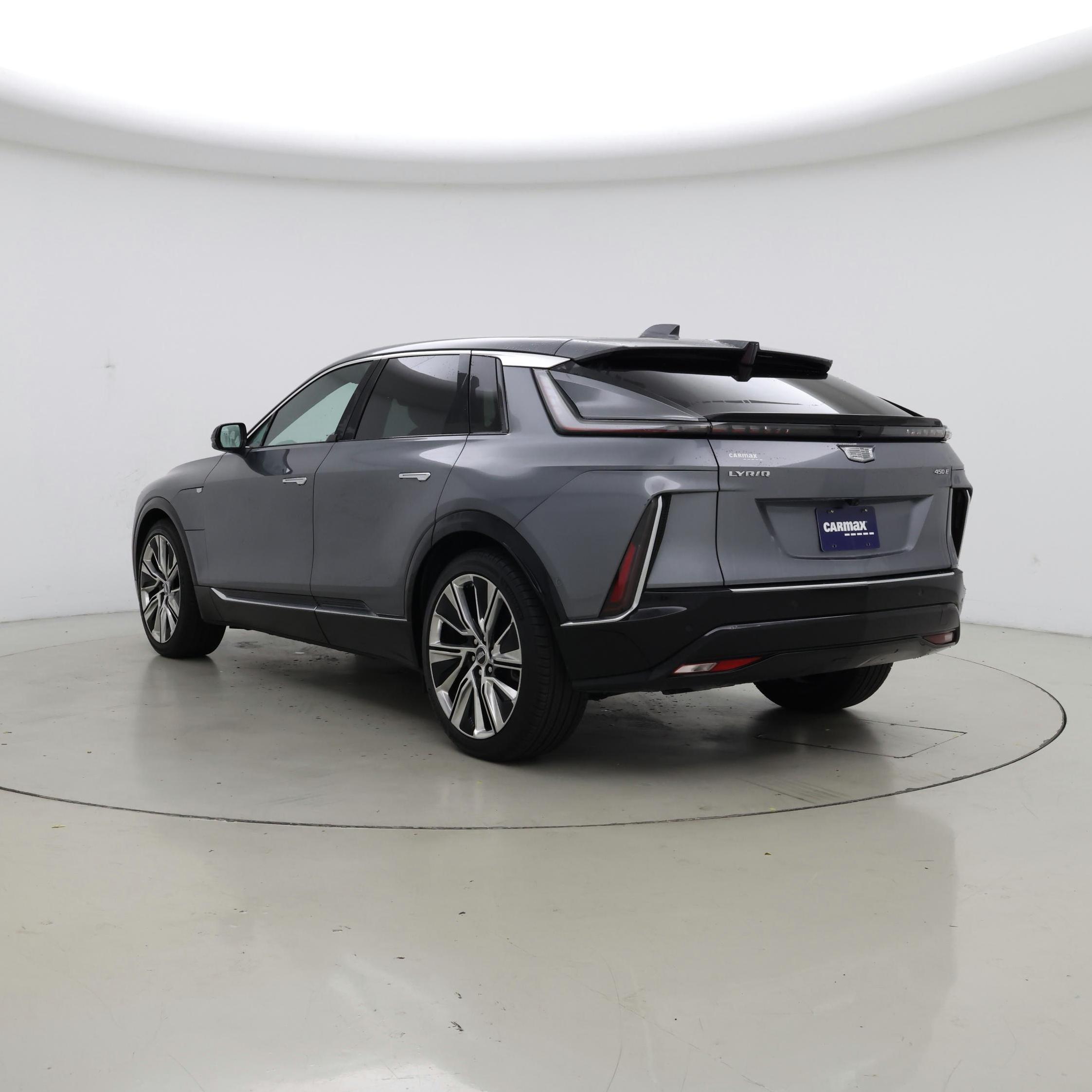 Thumbnail: 2023 Cadillac Lyriq - 2