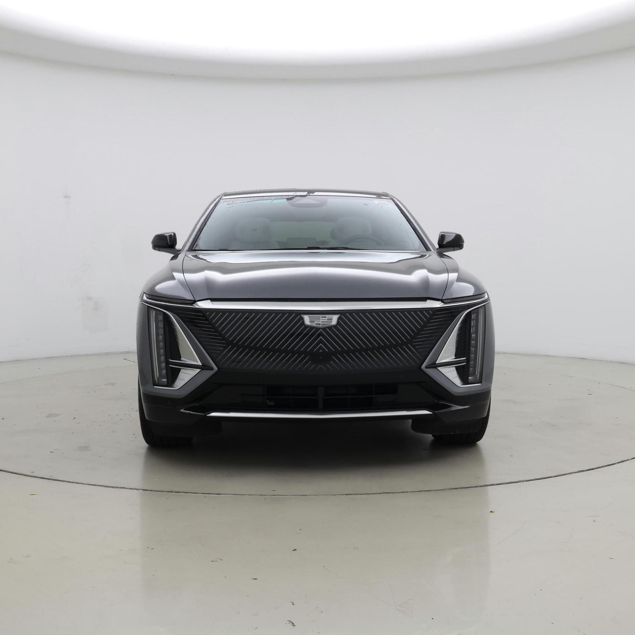 Thumbnail: 2023 Cadillac Lyriq - 5