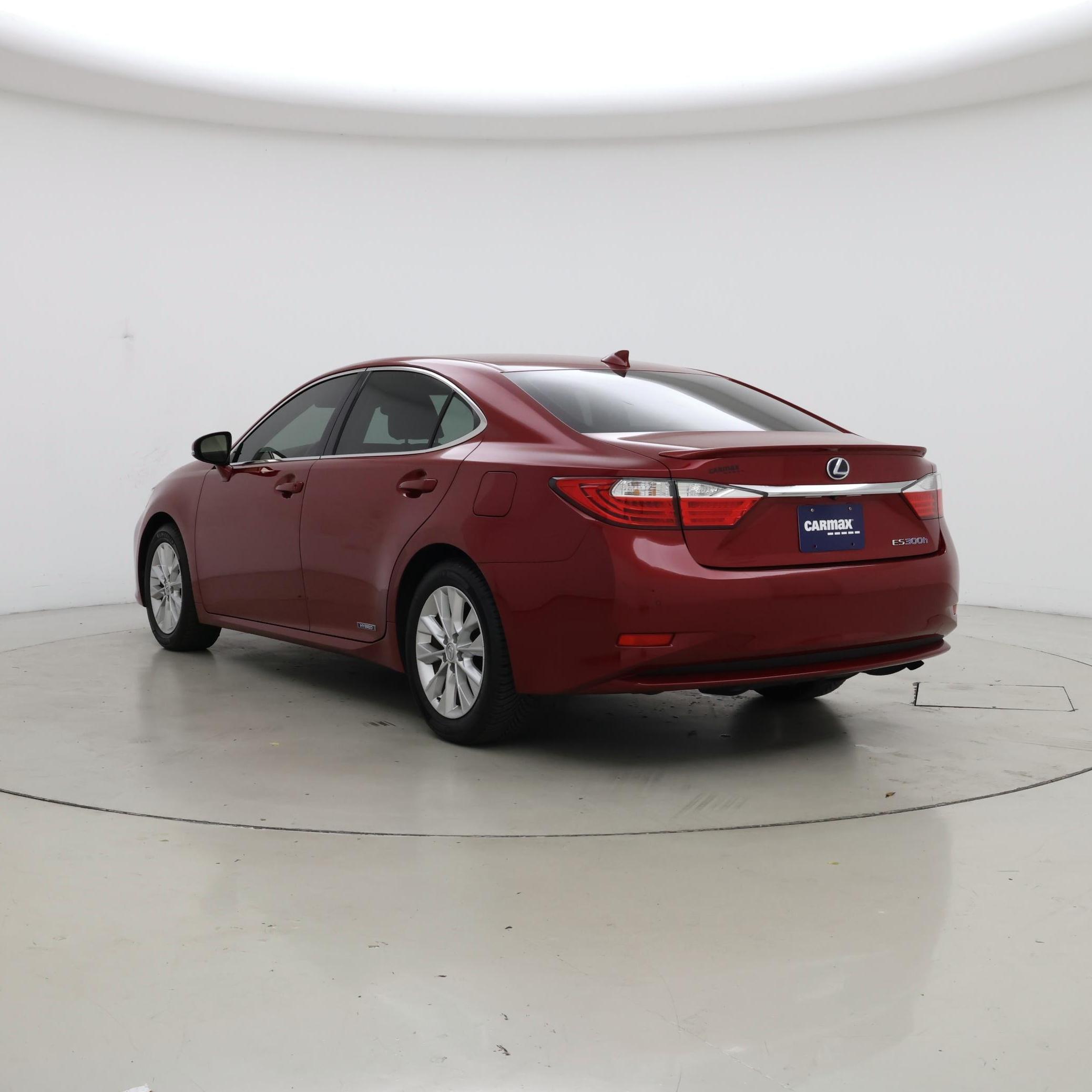 Thumbnail: 2015 Lexus ES - 2