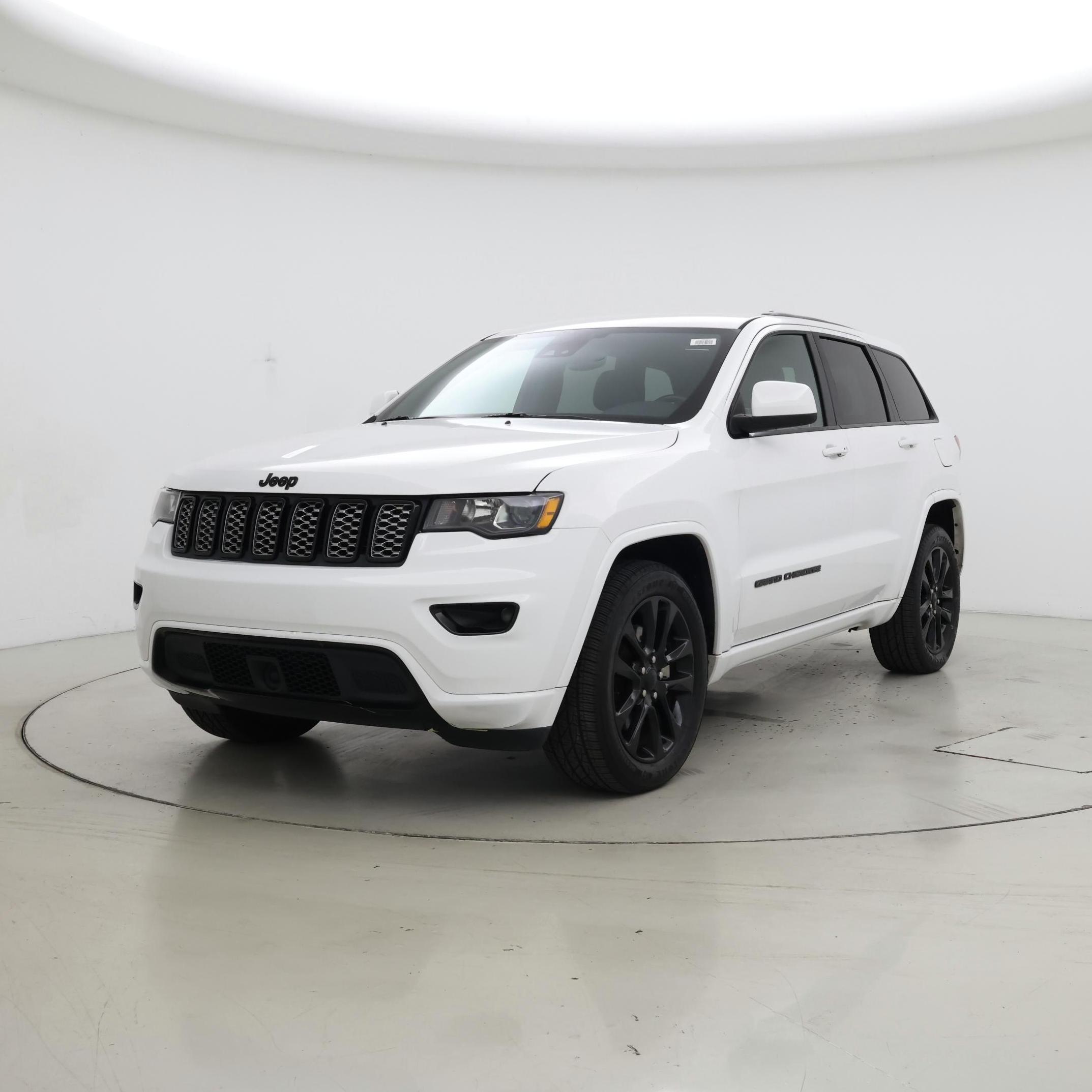 Thumbnail: 2021 Jeep Grand Cherokee - 4
