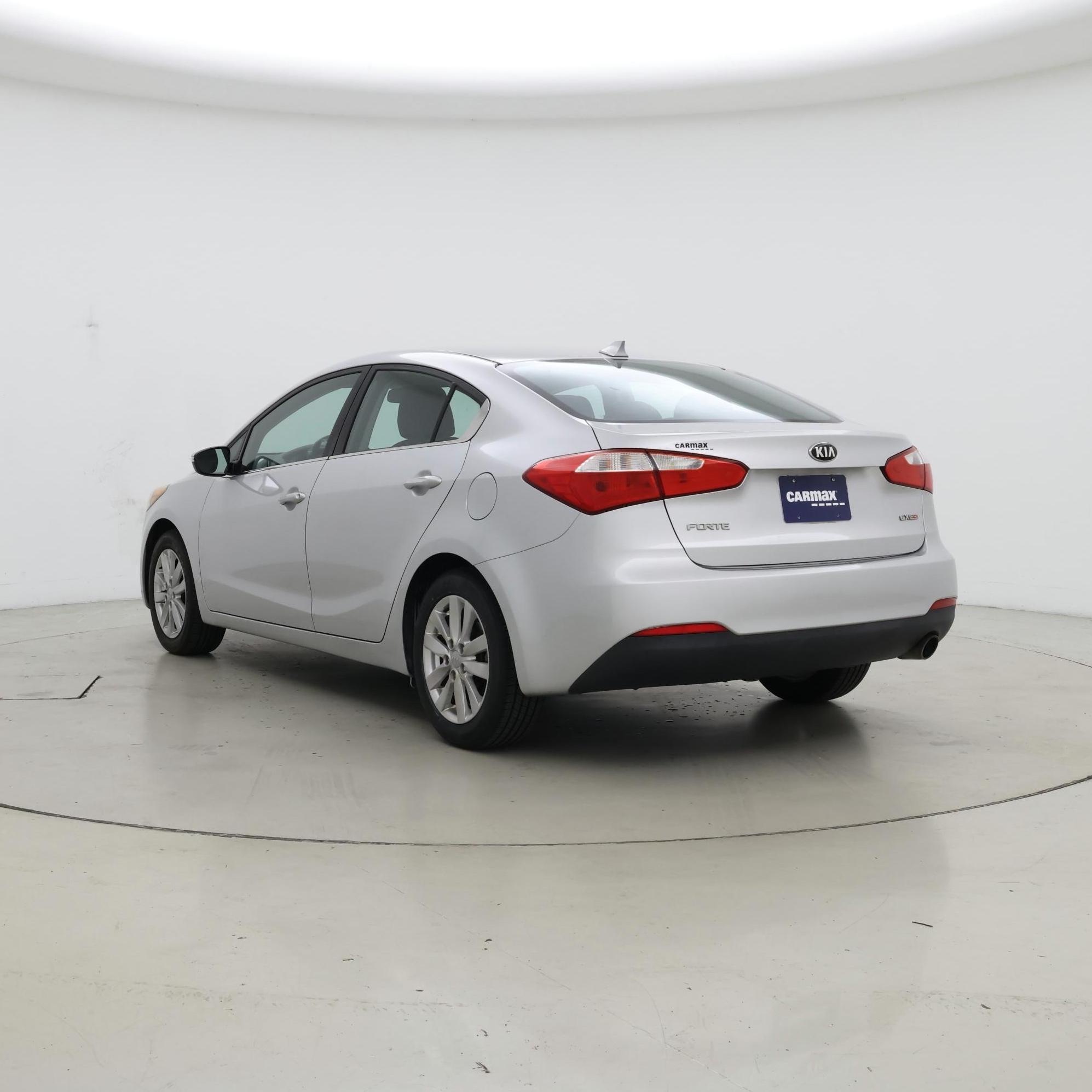 Thumbnail: 2015 Kia Forte - 2