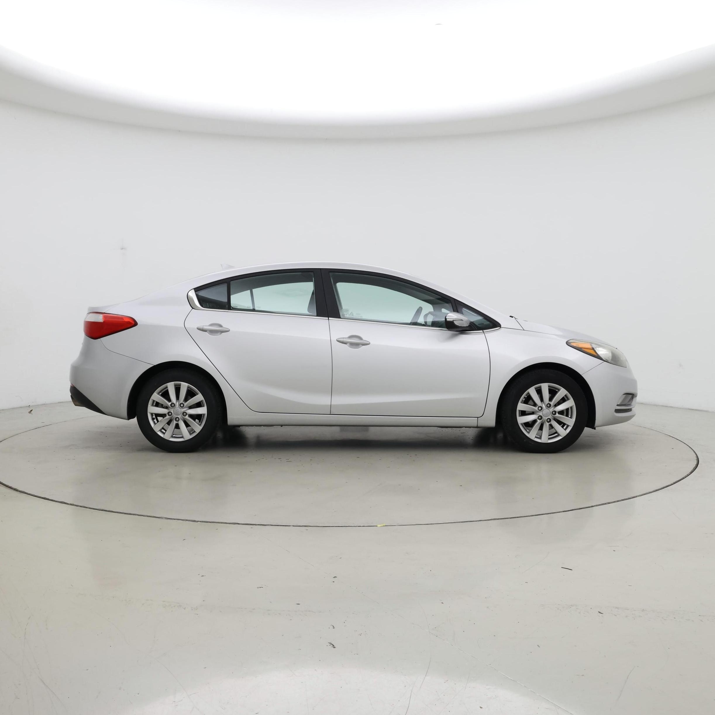 Thumbnail: 2015 Kia Forte - 7