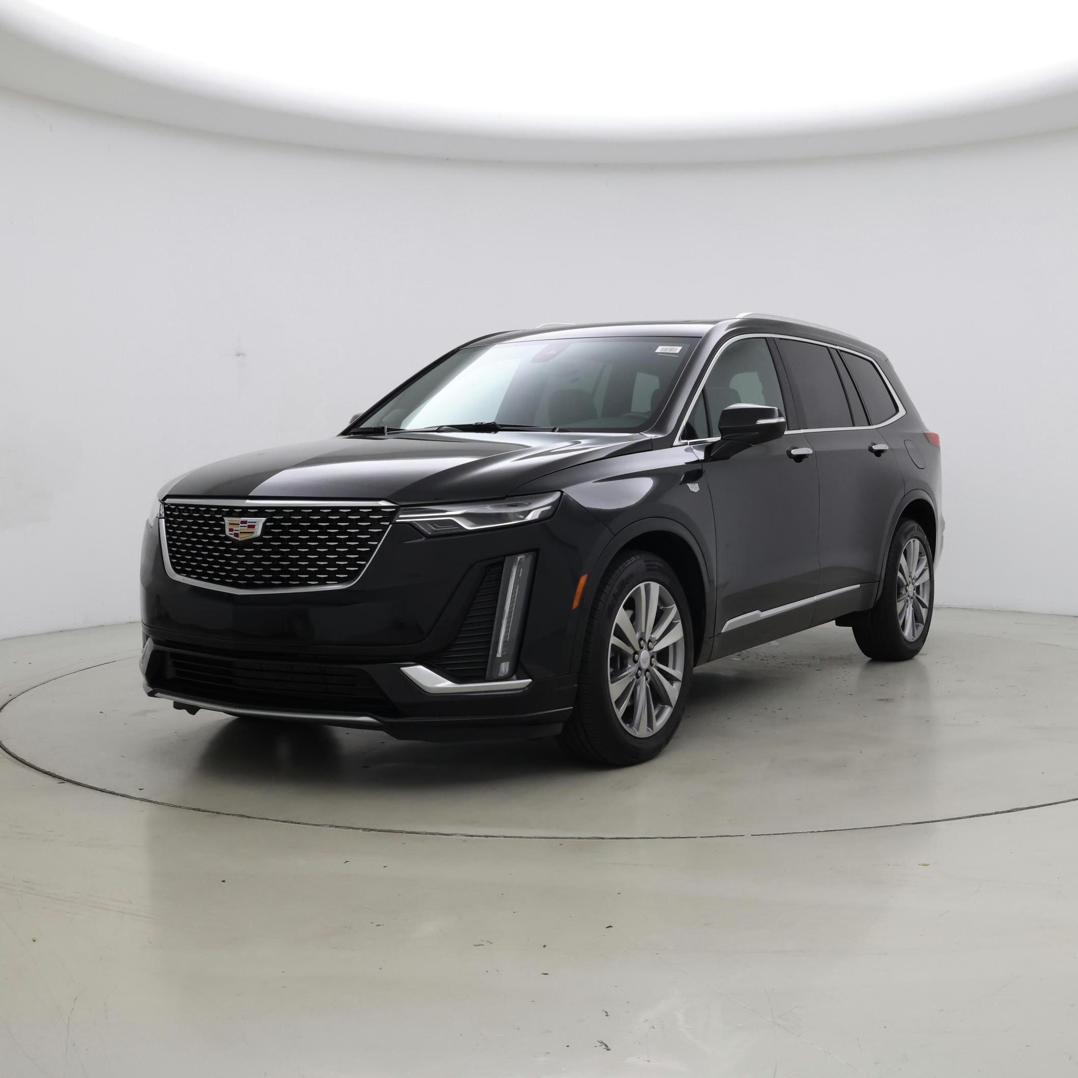 Thumbnail: 2023 Cadillac XT6 - 4