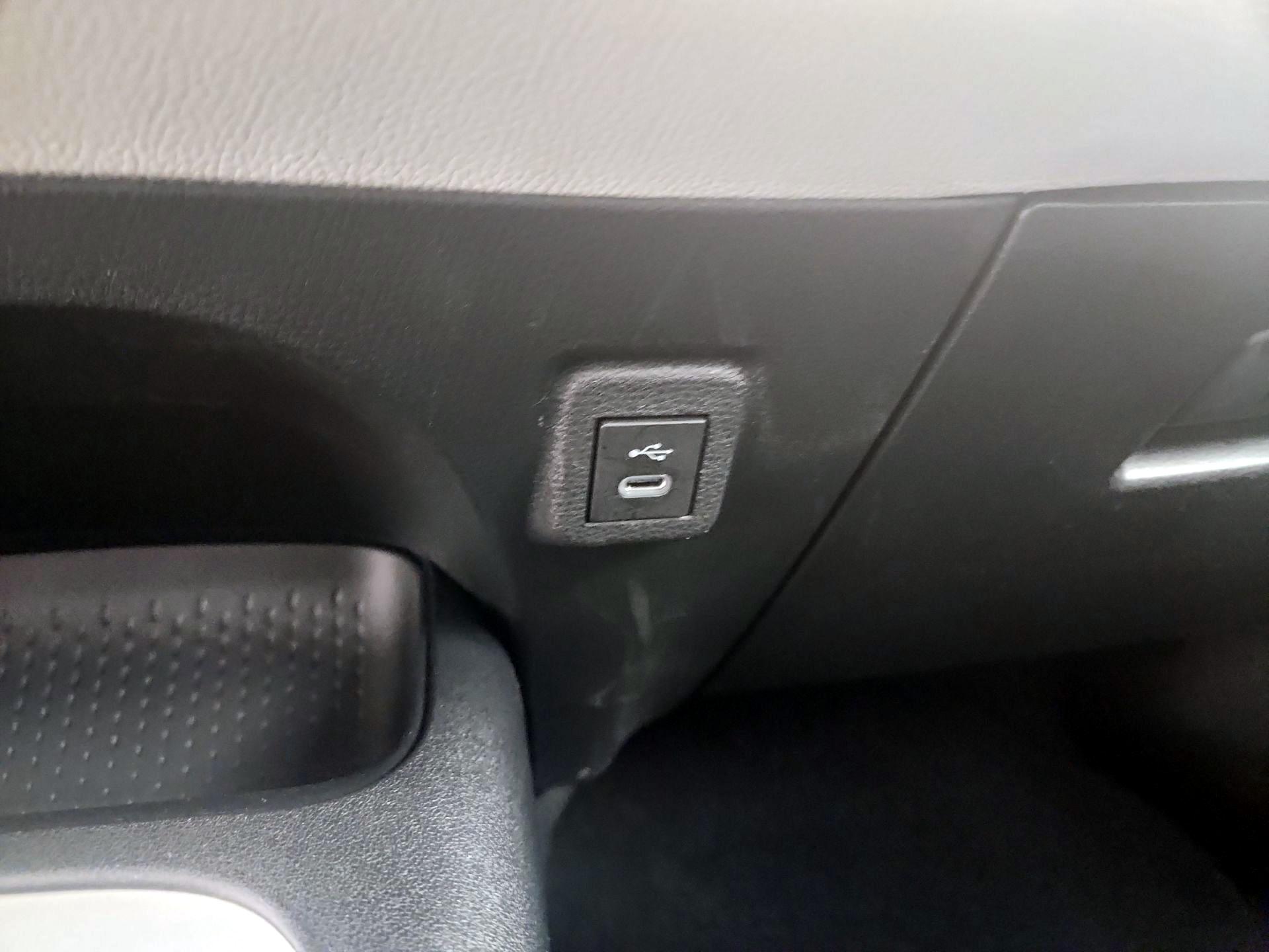 Thumbnail: 2023 Toyota Corolla - 18