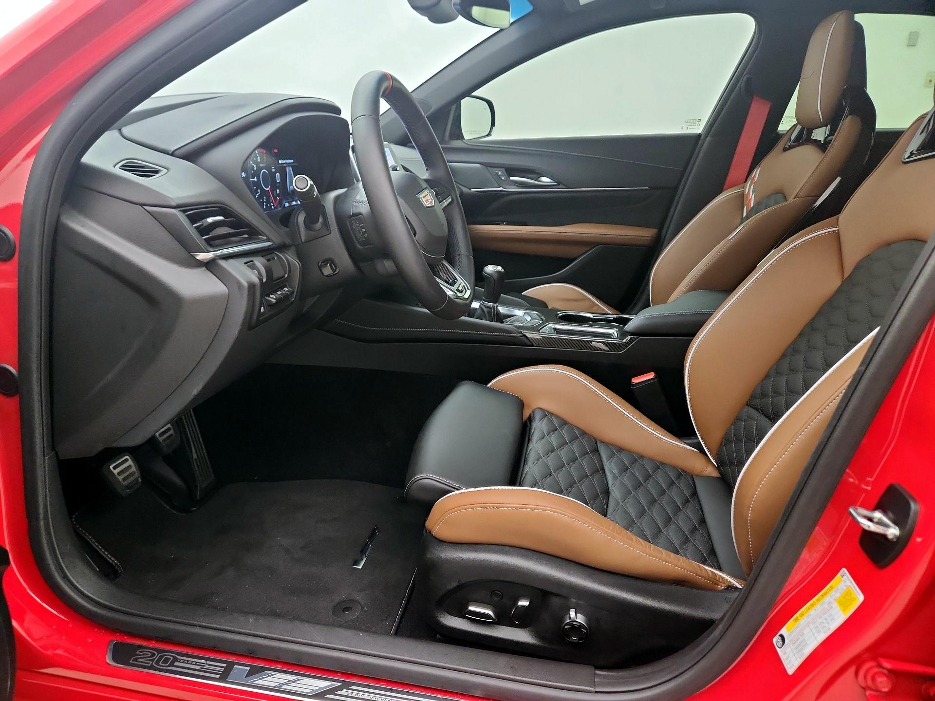 Thumbnail: 2024 Cadillac CT4 - 11