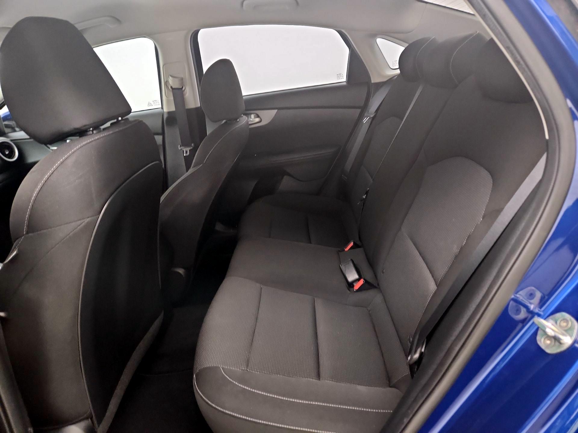 Thumbnail: 2020 Kia Forte - 19