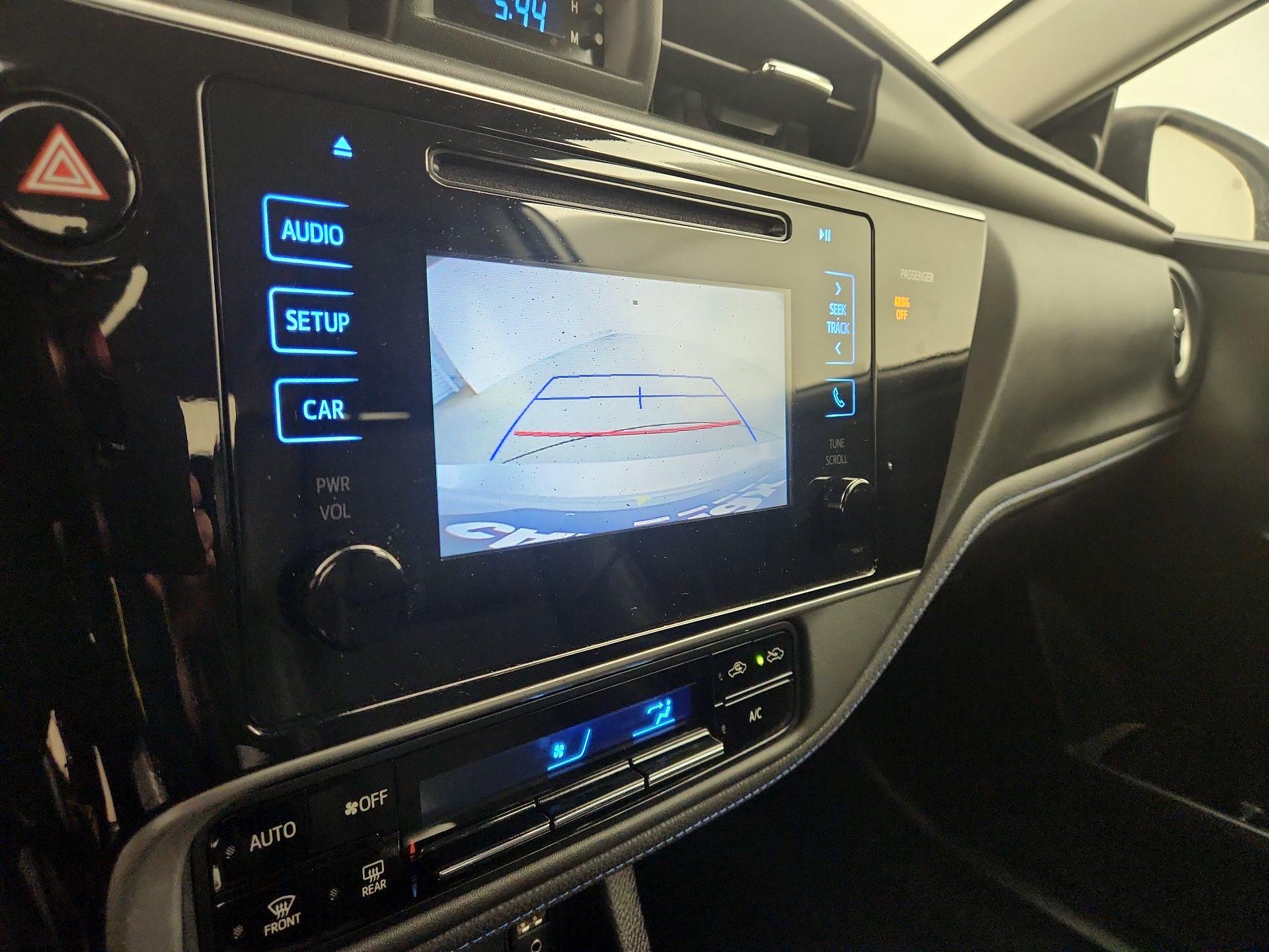 Thumbnail: 2017 Toyota Corolla - 14