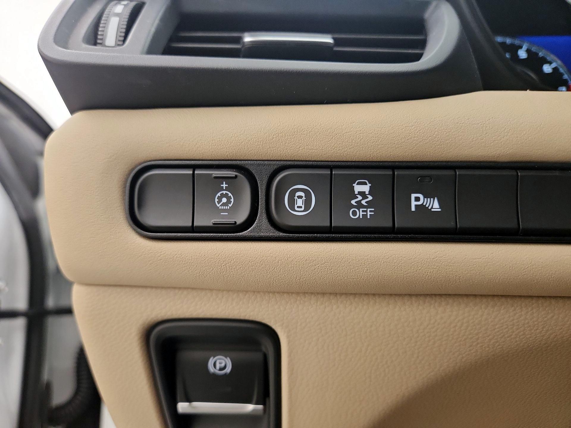 Thumbnail: 2022 Acura TLX - 13