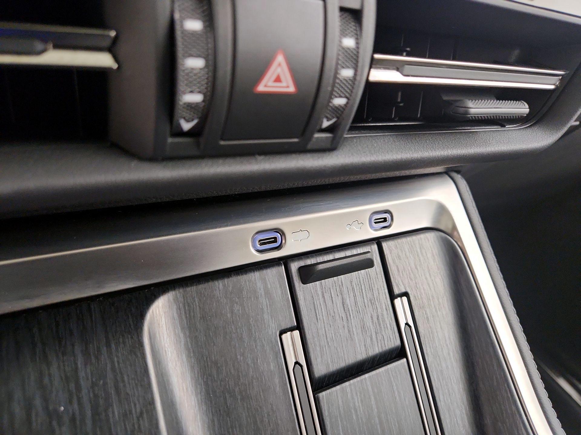 Thumbnail: 2025 Lexus GX - 19