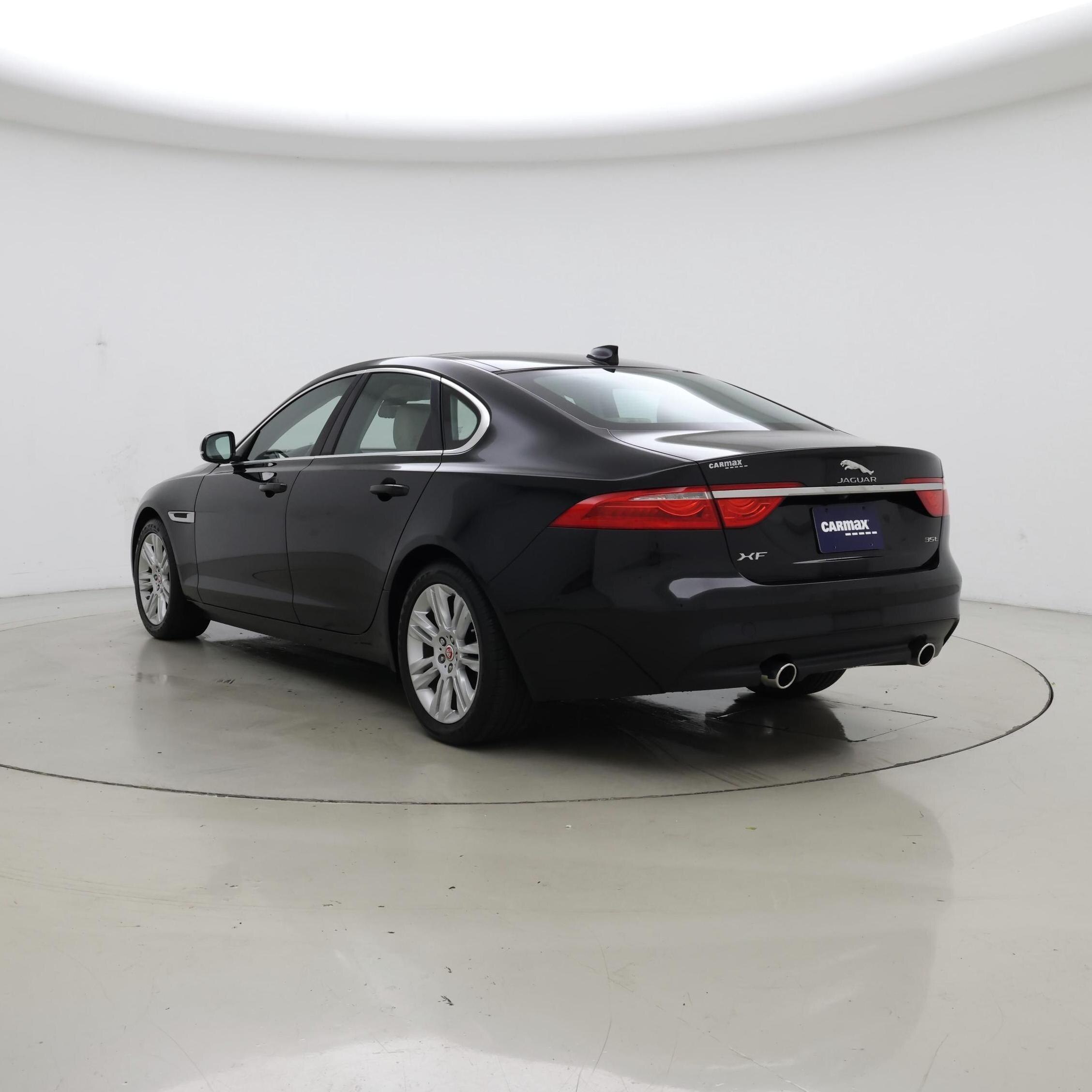 Thumbnail: 2017 Jaguar XF - 2