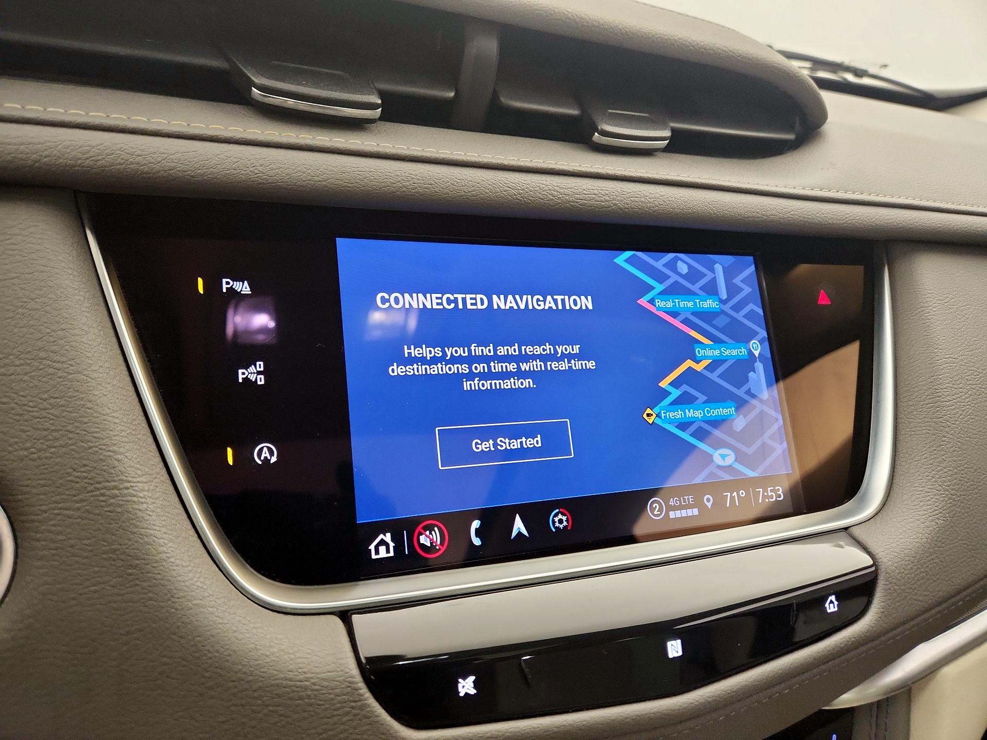 Thumbnail: 2021 Cadillac XT5 - 14