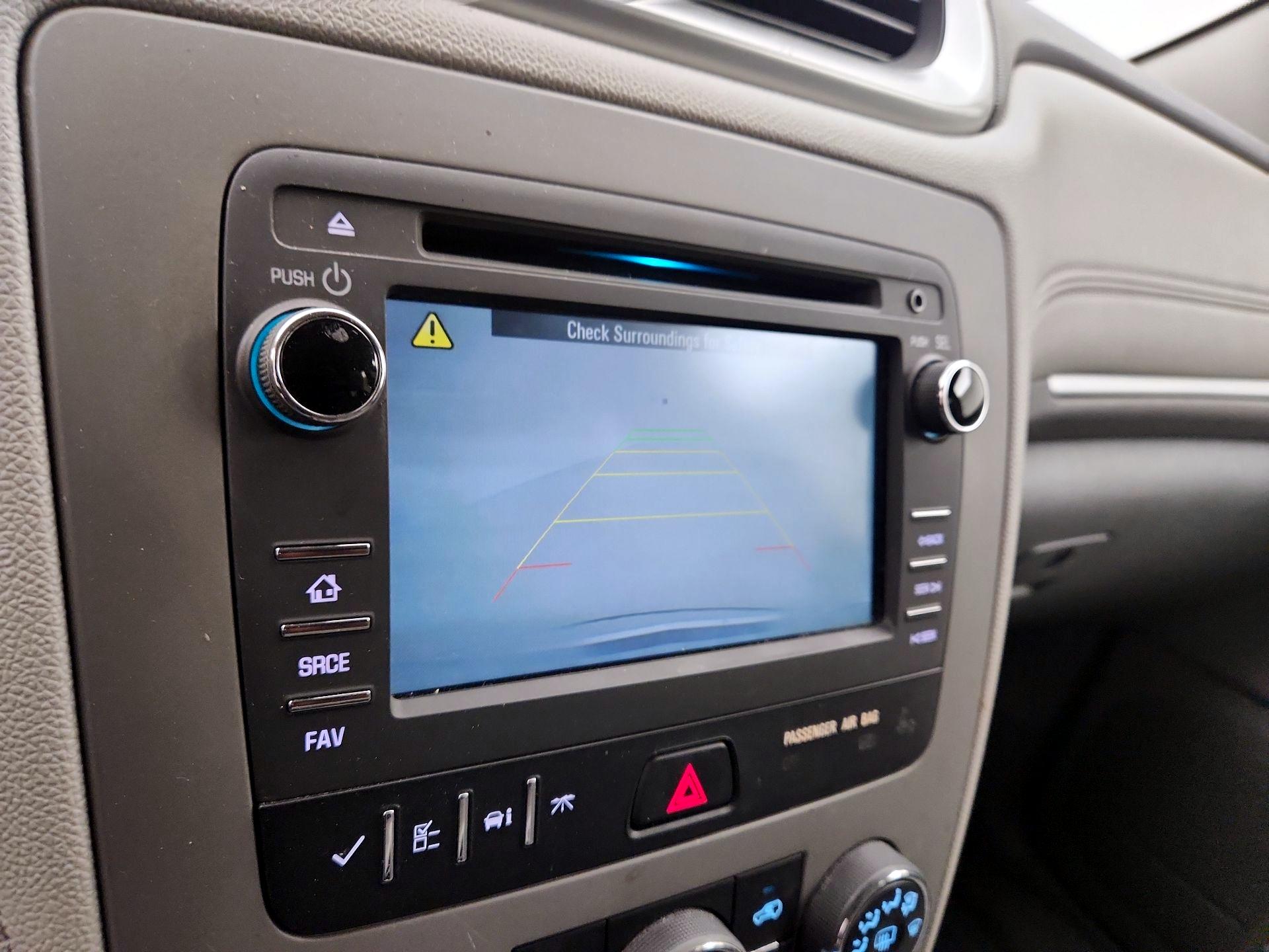 Thumbnail: 2017 Chevrolet Traverse - 14