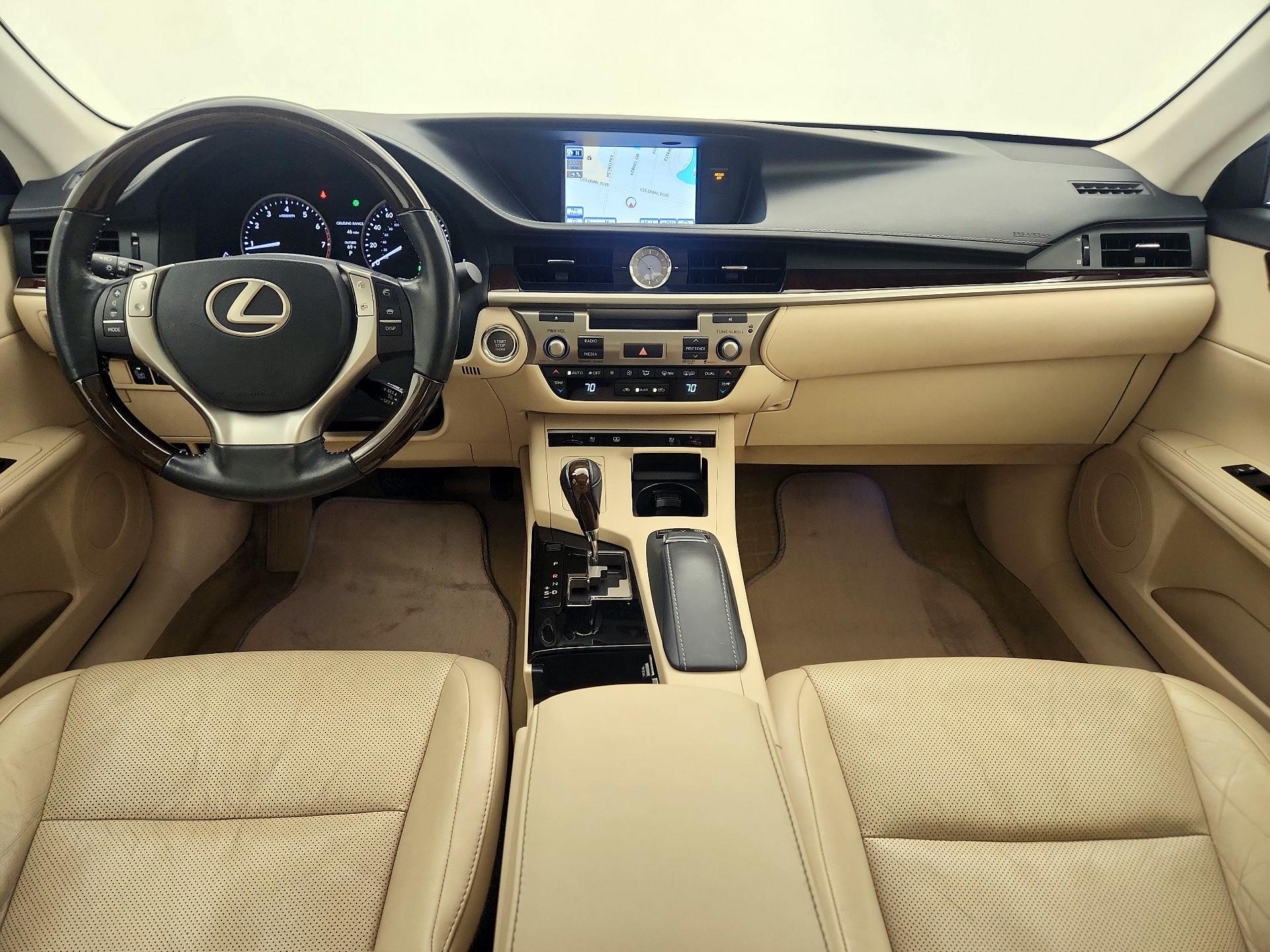 Thumbnail: 2014 Lexus ES - 9