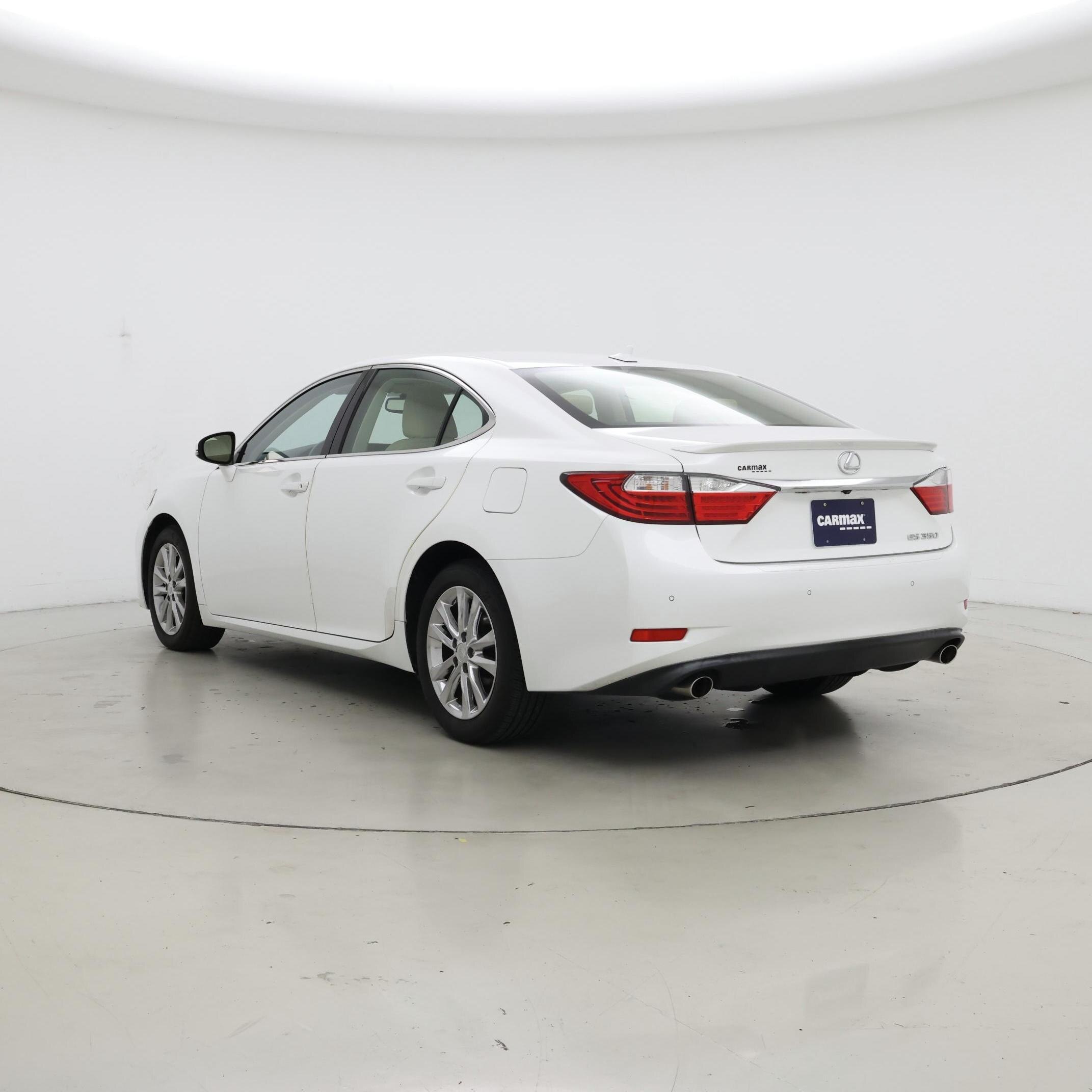 Thumbnail: 2014 Lexus ES - 2