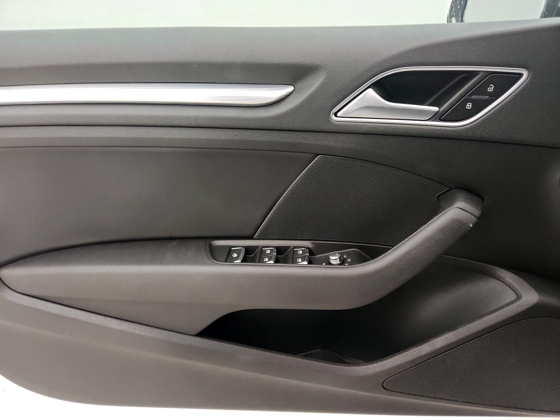 Thumbnail: 2017 Audi A3 - 12