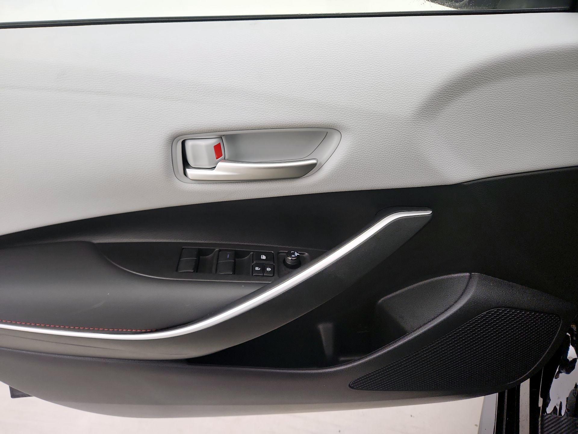 Thumbnail: 2023 Toyota Corolla - 12